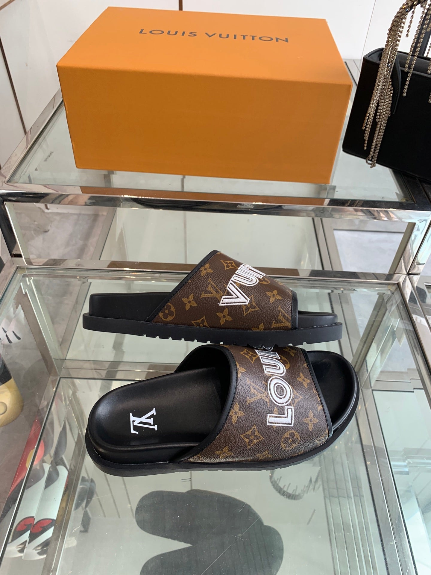 LuxluxHouse Best Quality Sandals Louis Vuitton