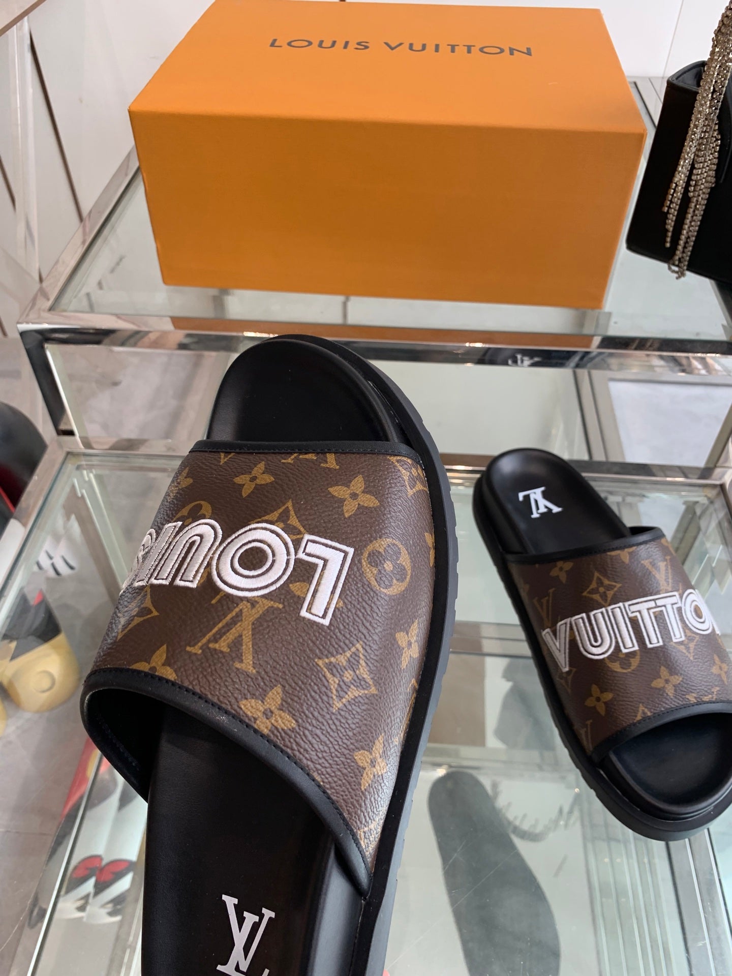 LuxluxHouse Best Quality Sandals Louis Vuitton