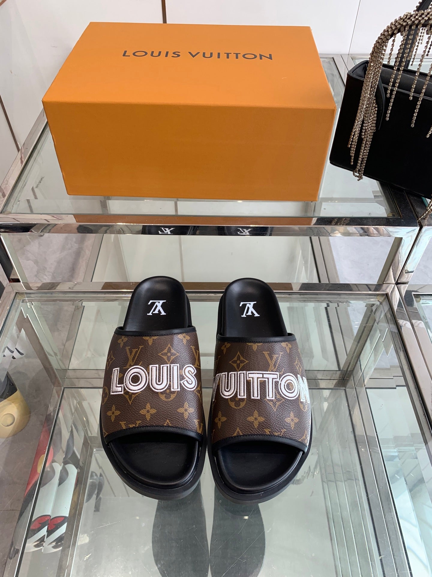 LuxluxHouse Best Quality Sandals Louis Vuitton
