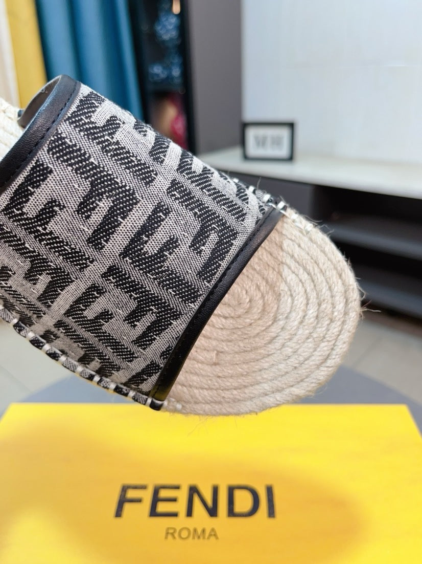 LuxluxHouse Best Quality Sandals Fendi