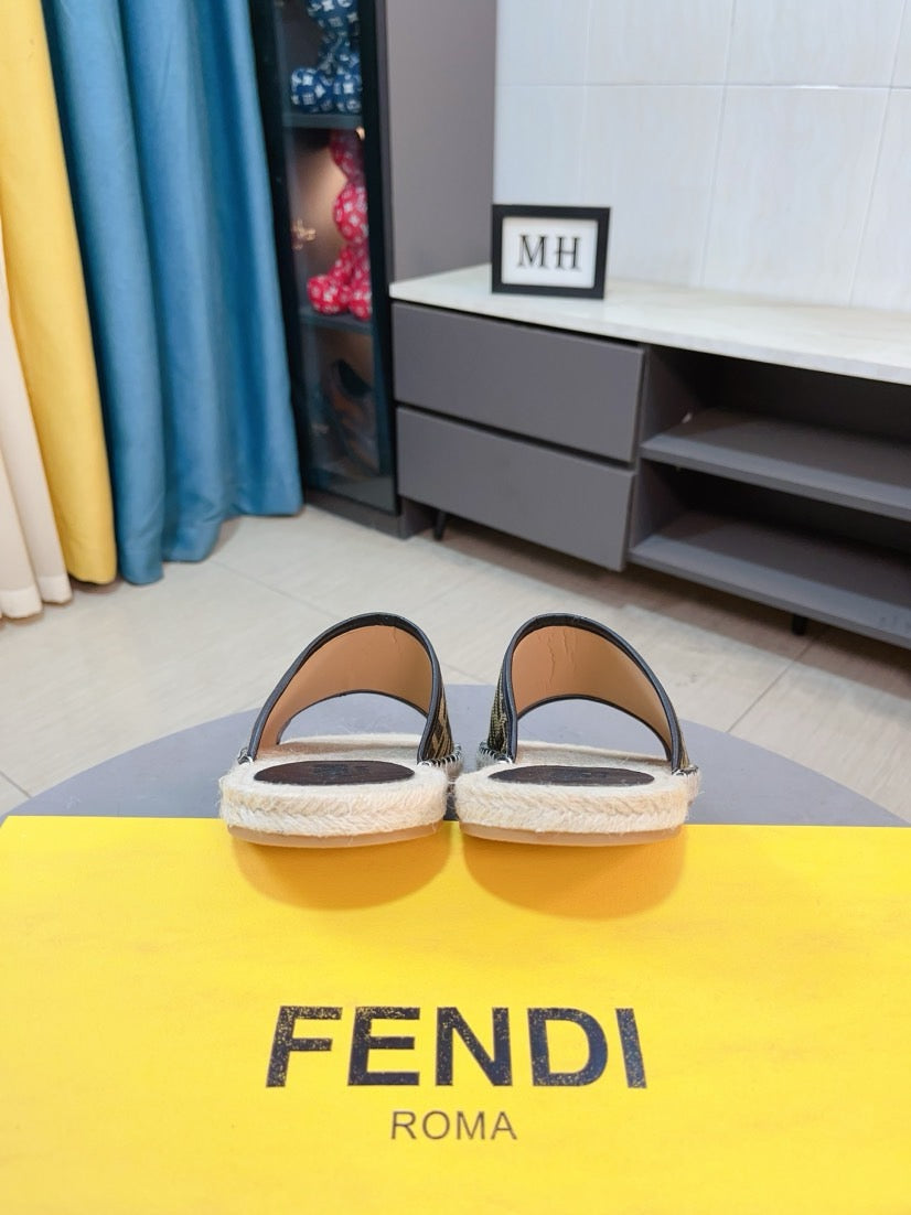 LuxluxHouse Best Quality Sandals Fendi