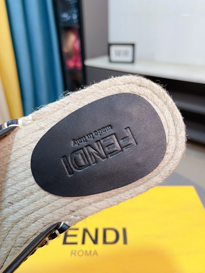 LuxluxHouse Best Quality Sandals Fendi