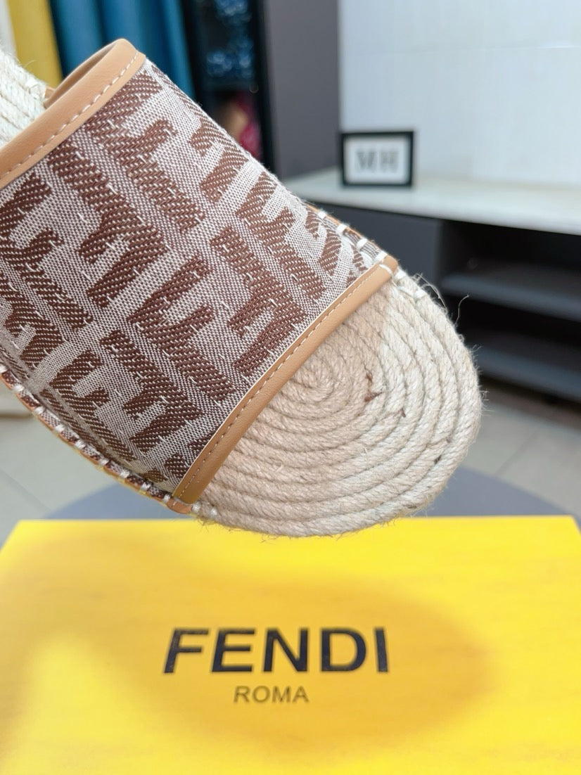 LuxluxHouse Best Quality Sandals Fendi