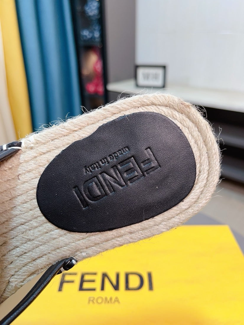 LuxluxHouse Best Quality Sandals Fendi