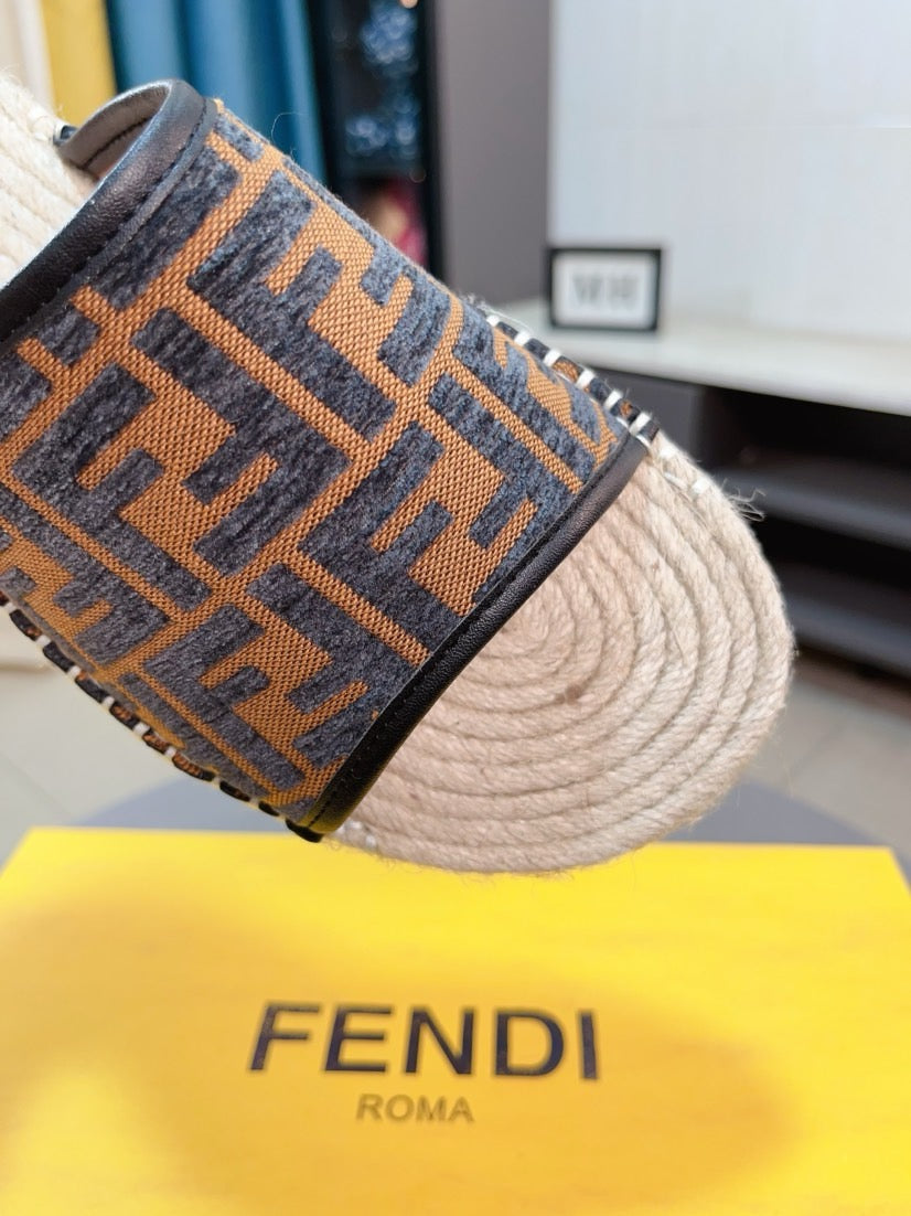 LuxluxHouse Best Quality Sandals Fendi