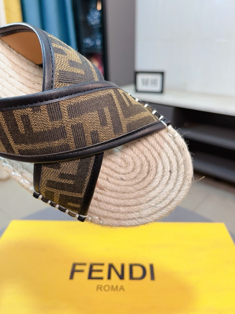 LuxluxHouse Best Quality Sandals Fendi