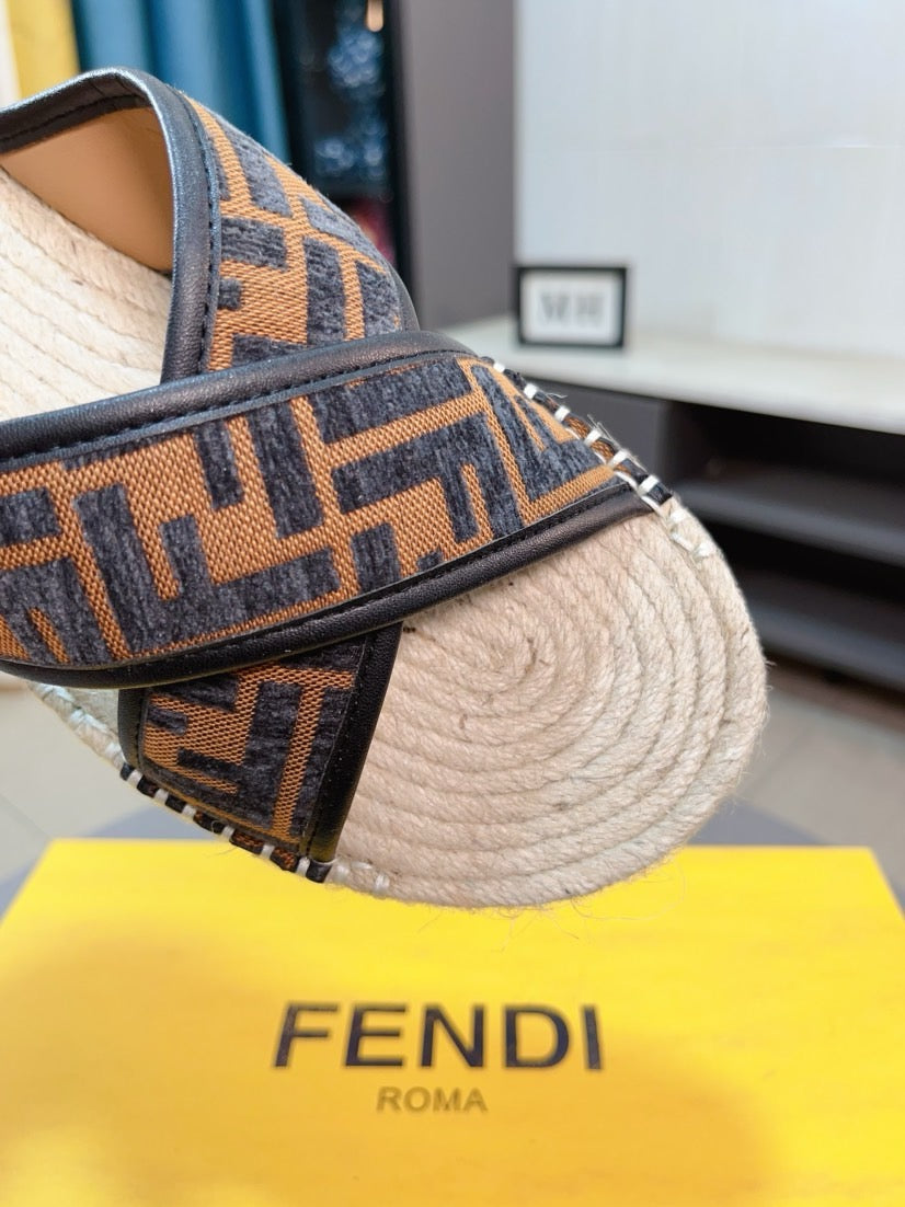 LuxluxHouse Best Quality Sandals Fendi