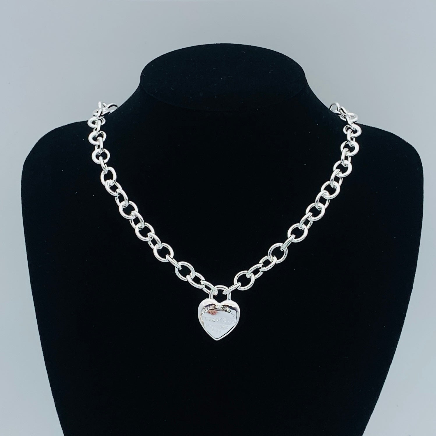 LuxluxHouse Low Price And High Quality Accessories Tiffany