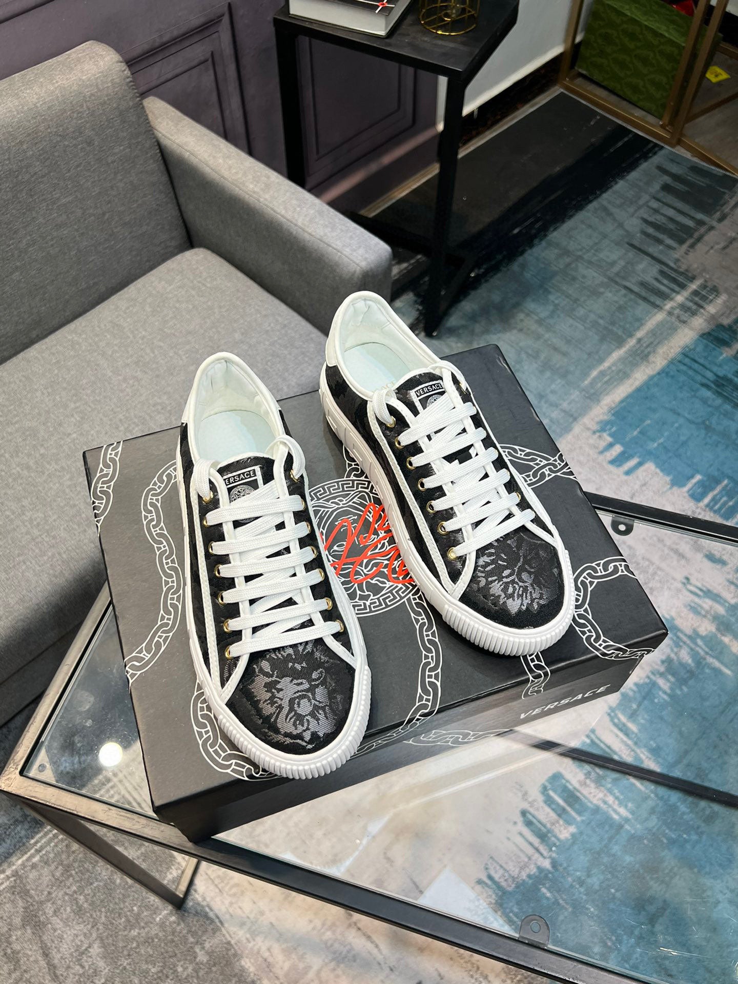 LuxluxHouse Best Quality Shoes Versace