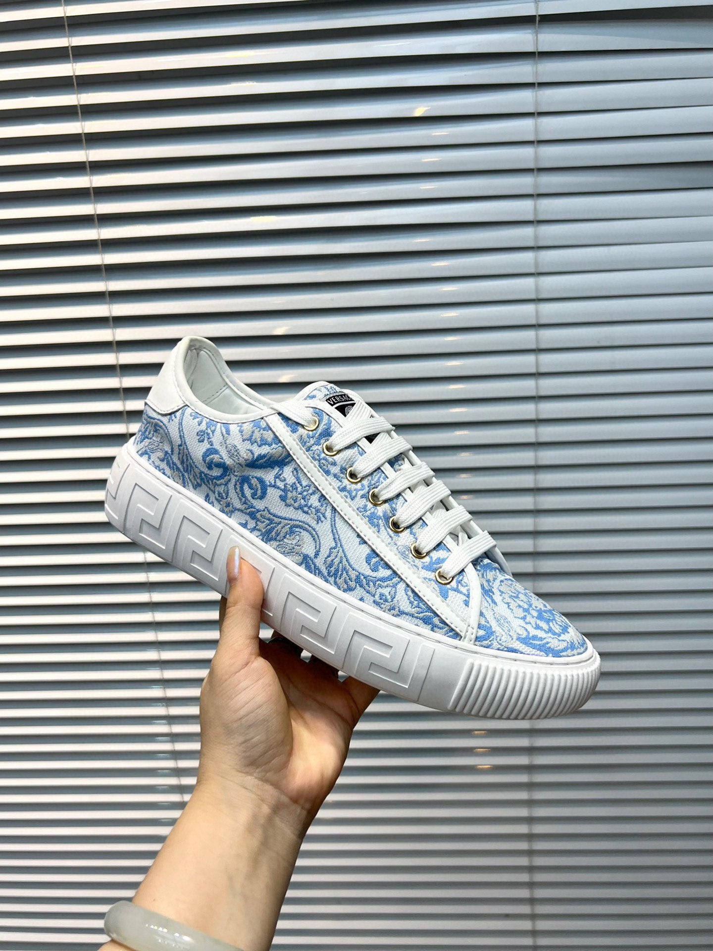 LuxluxHouse Best Quality Shoes Versace