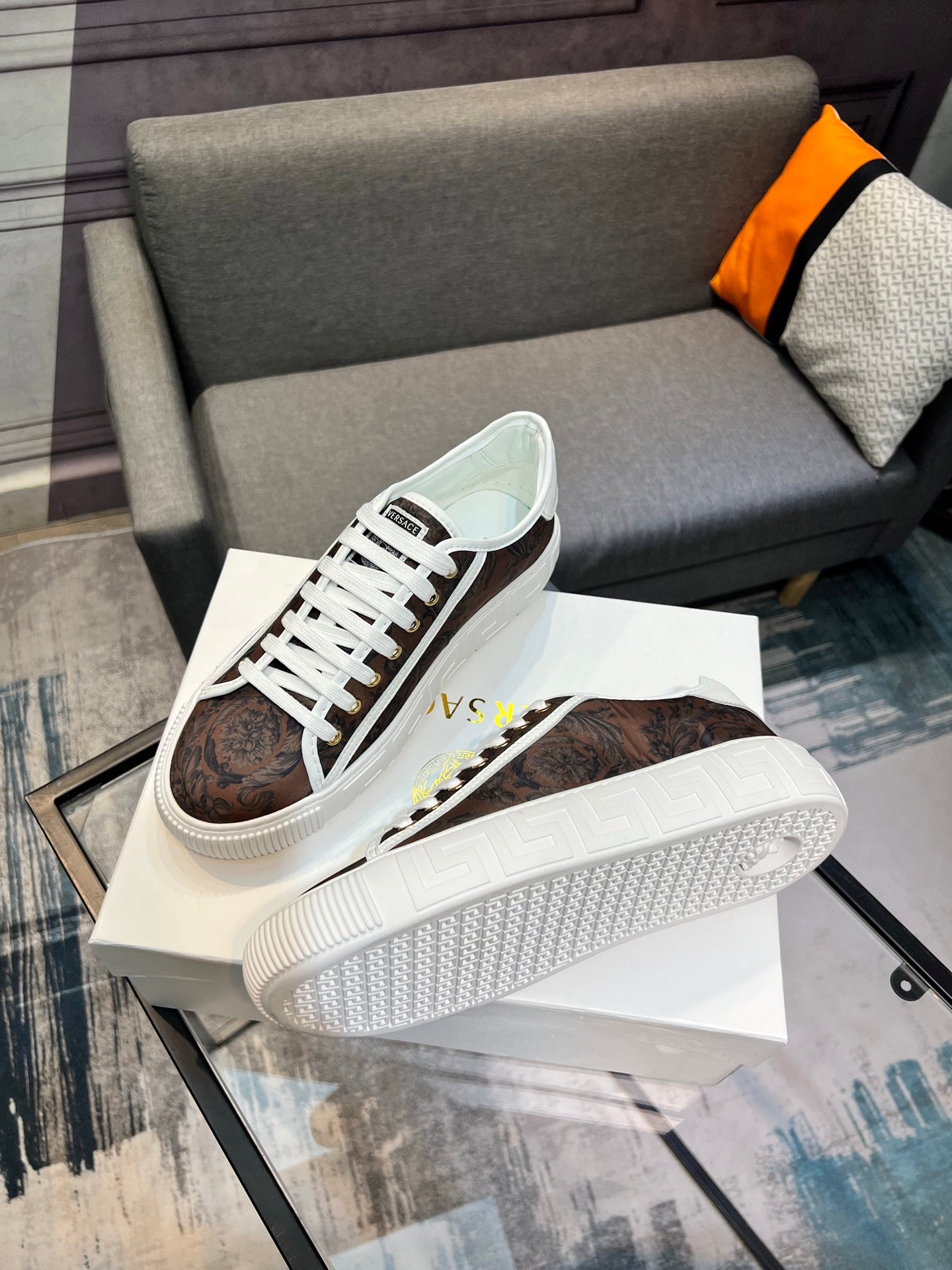 LuxluxHouse Best Quality Shoes Versace