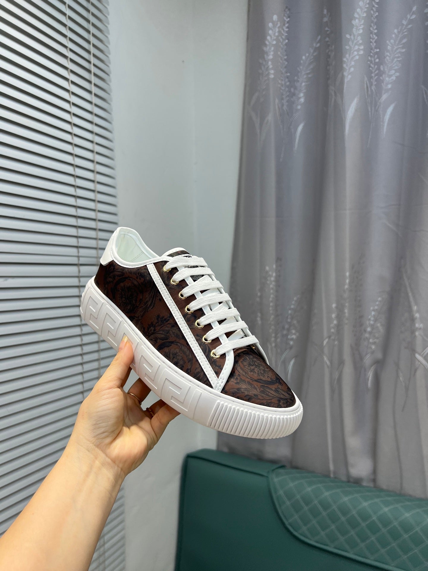 LuxluxHouse Best Quality Shoes Versace