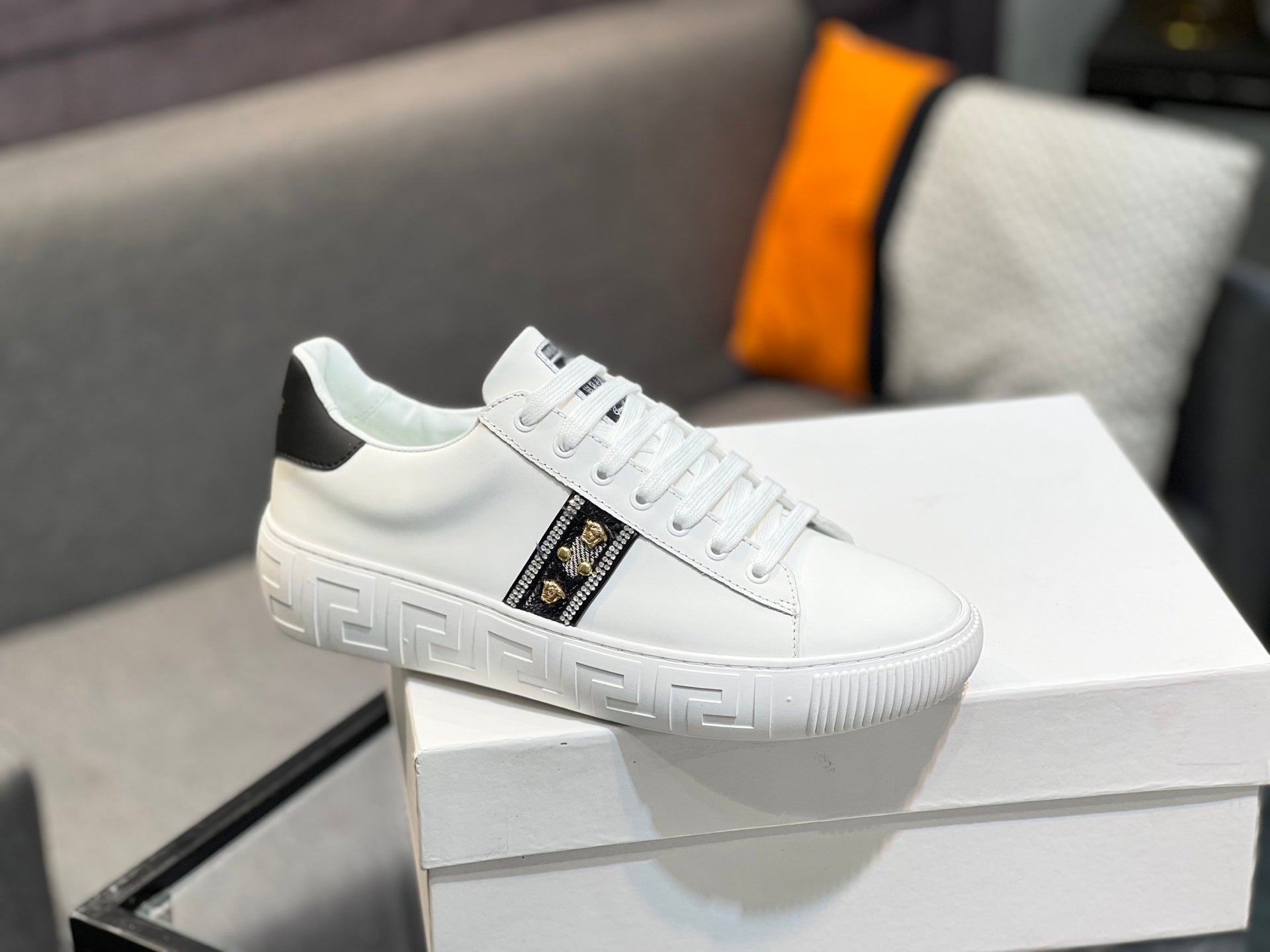 LuxluxHouse Best Quality Shoes Versace