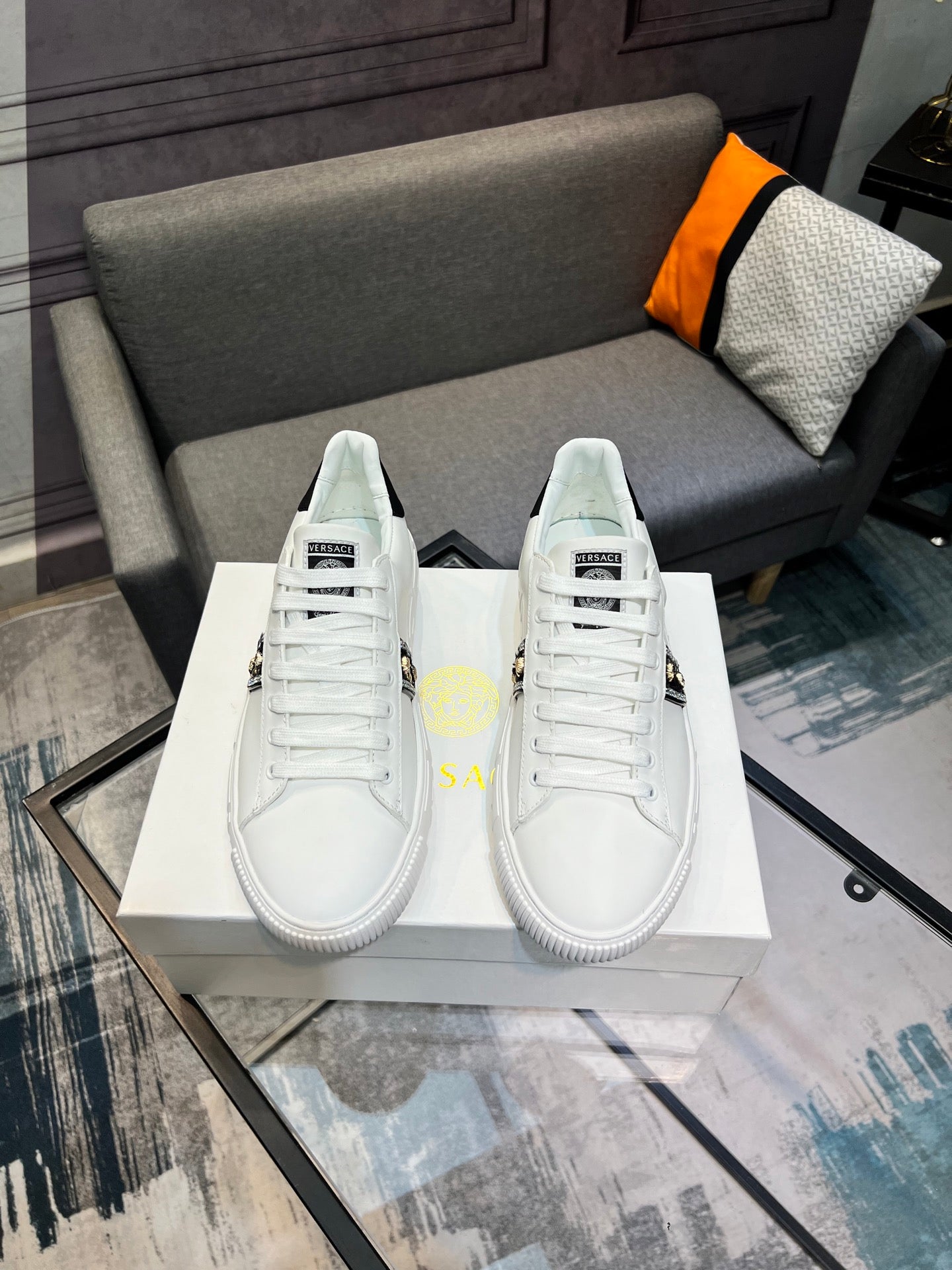LuxluxHouse Best Quality Shoes Versace