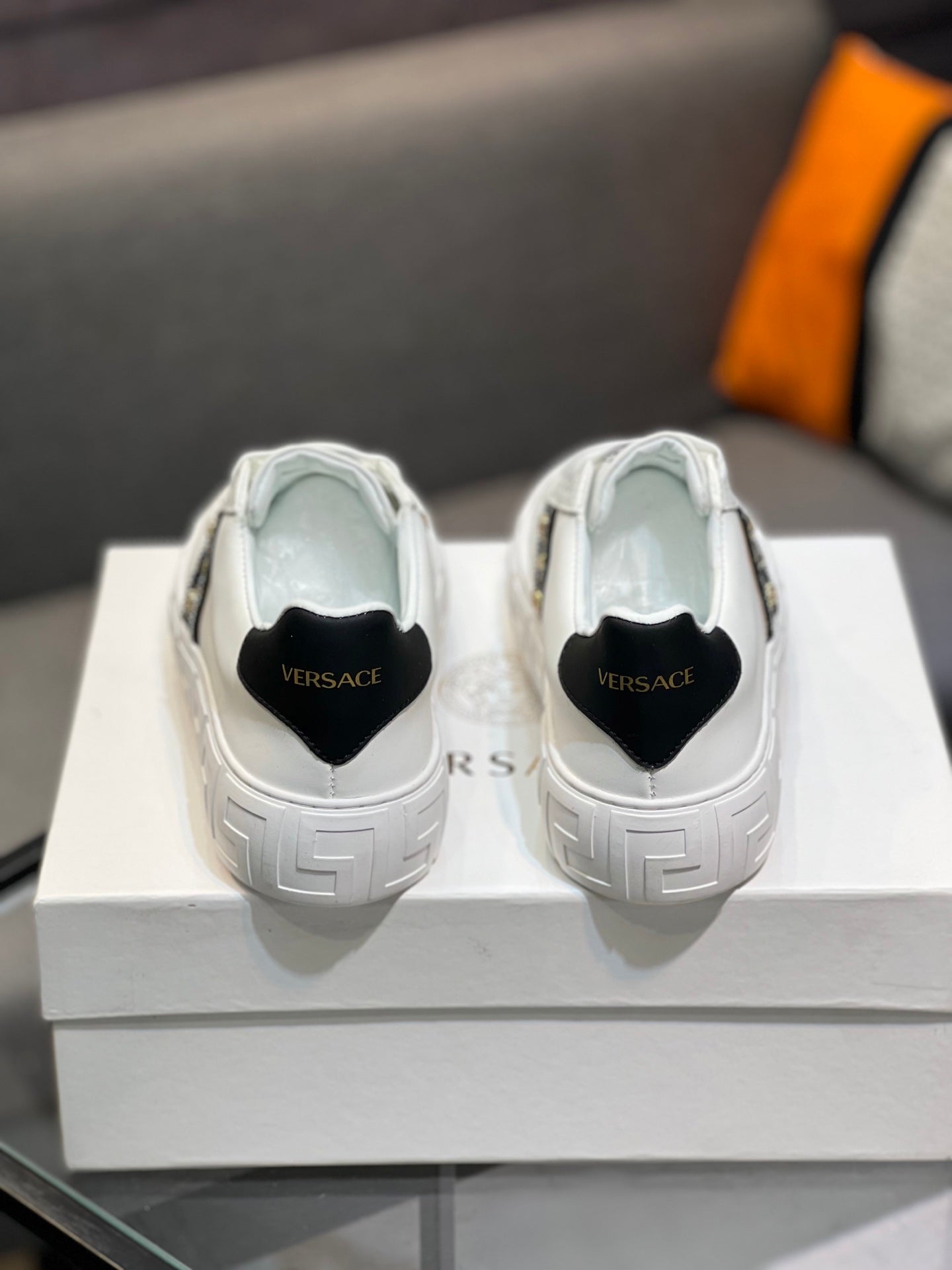 LuxluxHouse Best Quality Shoes Versace