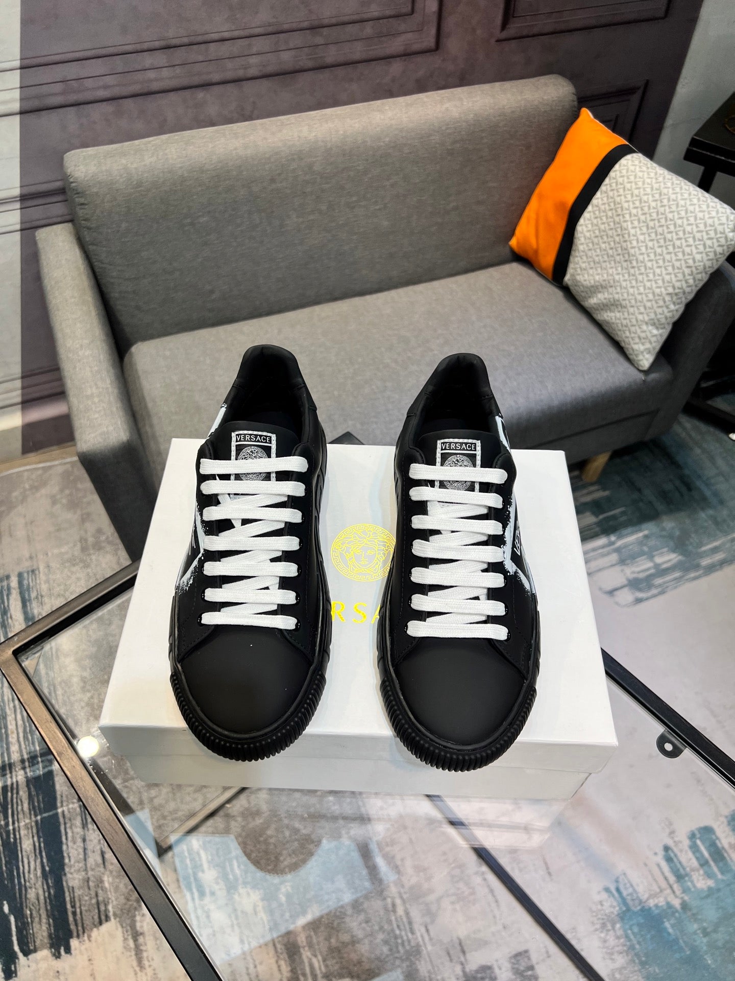 LuxluxHouse Best Quality Shoes Versace
