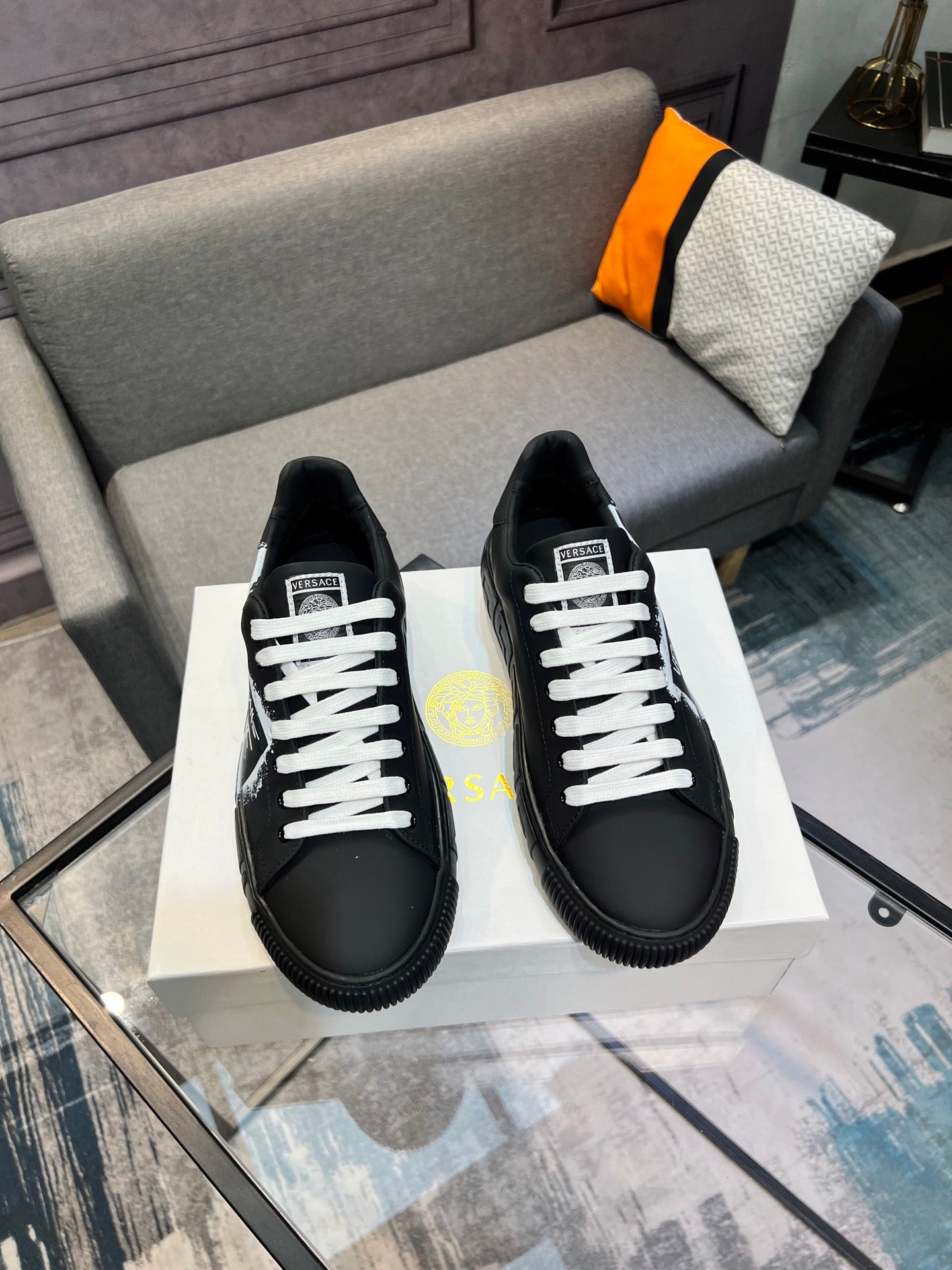 LuxluxHouse Best Quality Shoes Versace