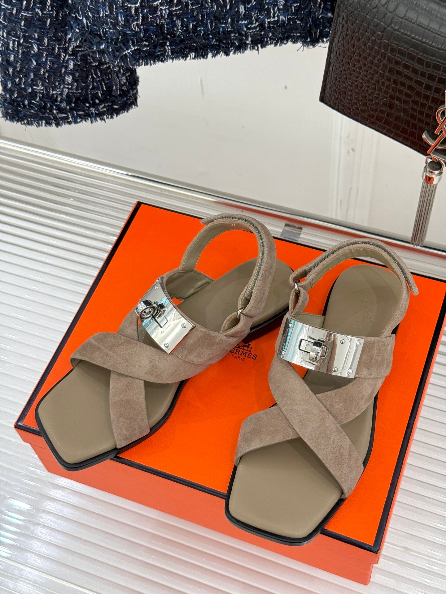 LuxluxHouse Best Quality Women Shoes Hermes