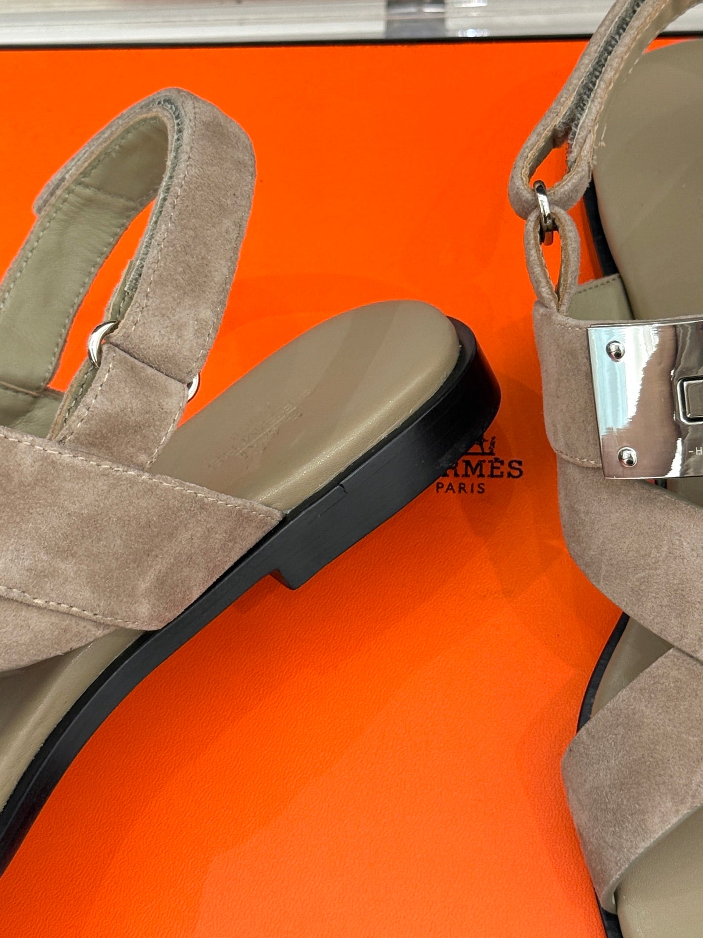 LuxluxHouse Best Quality Women Shoes Hermes