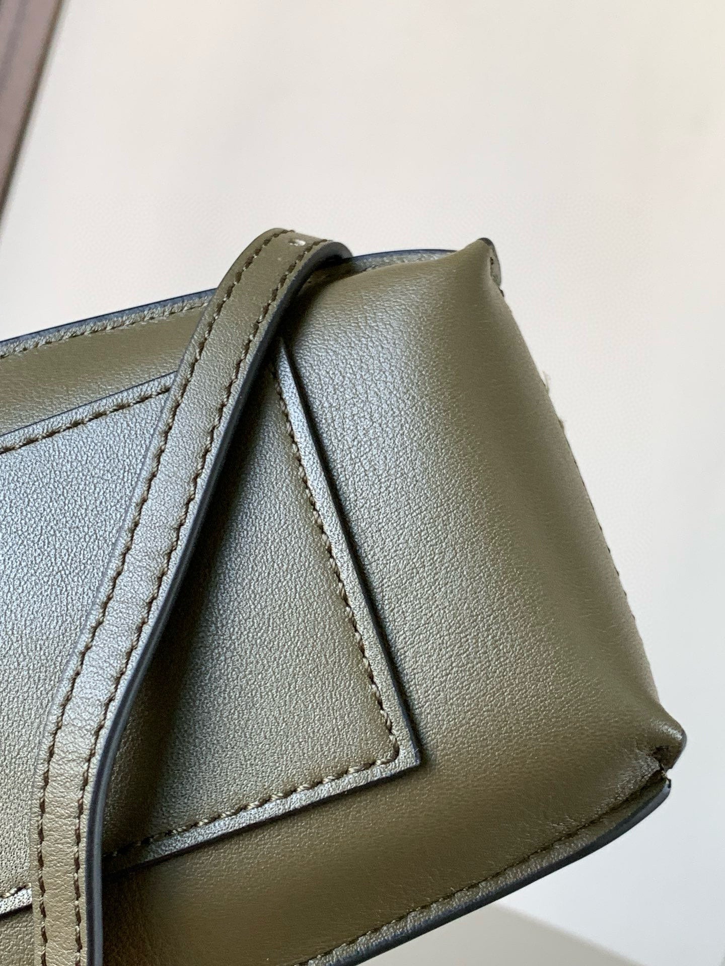 LuxluxHouse Best Quality Bags Loewe