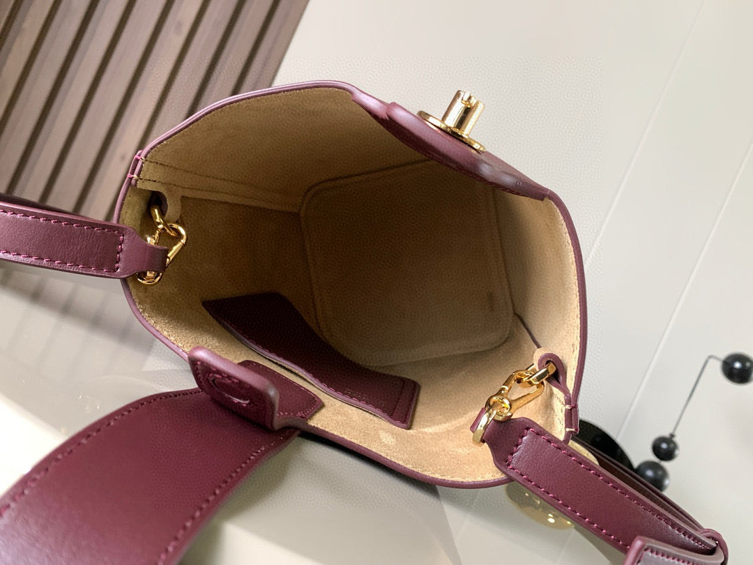 LuxluxHouse Best Quality Bags Loewe