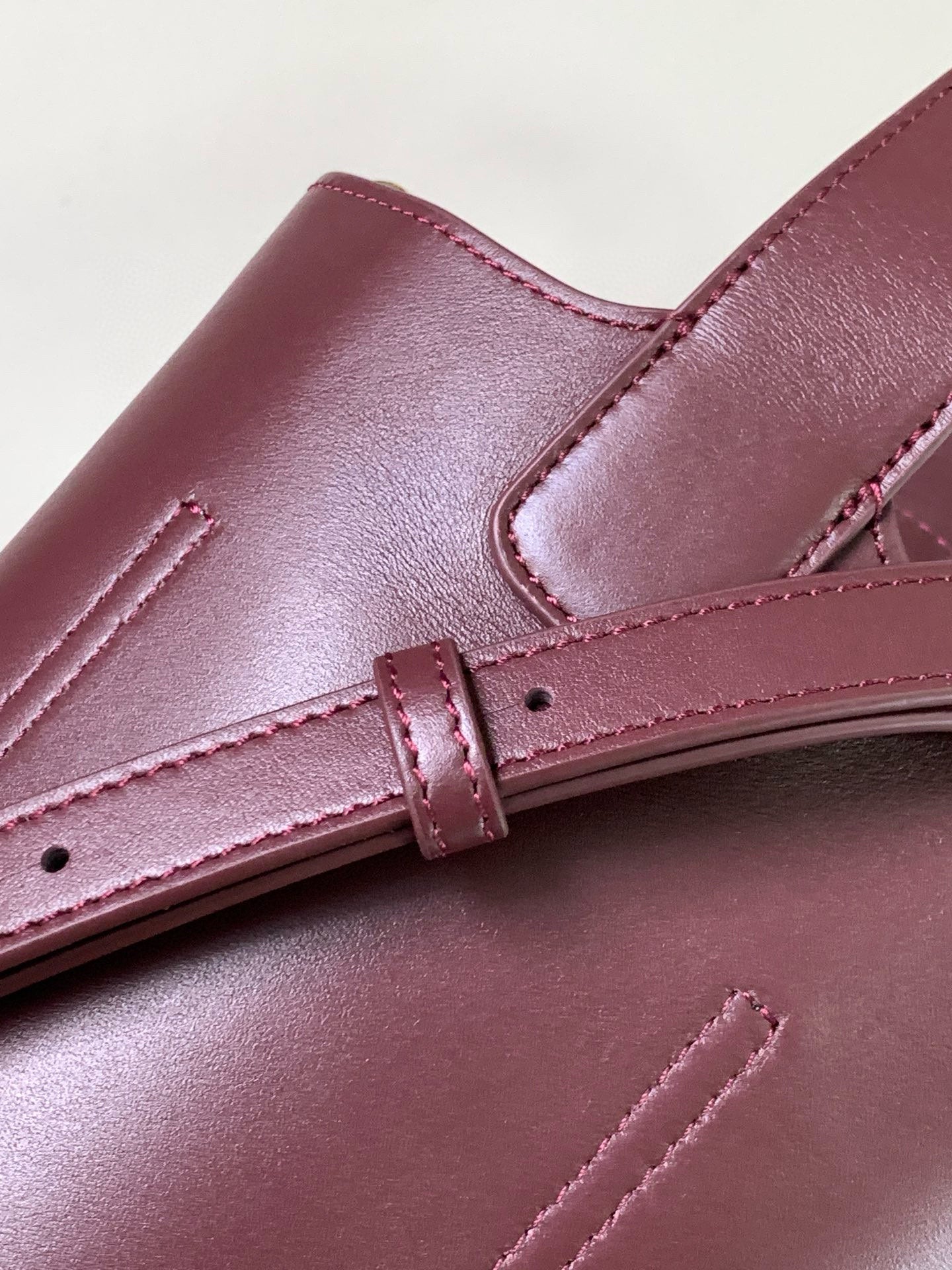 LuxluxHouse Best Quality Bags Loewe