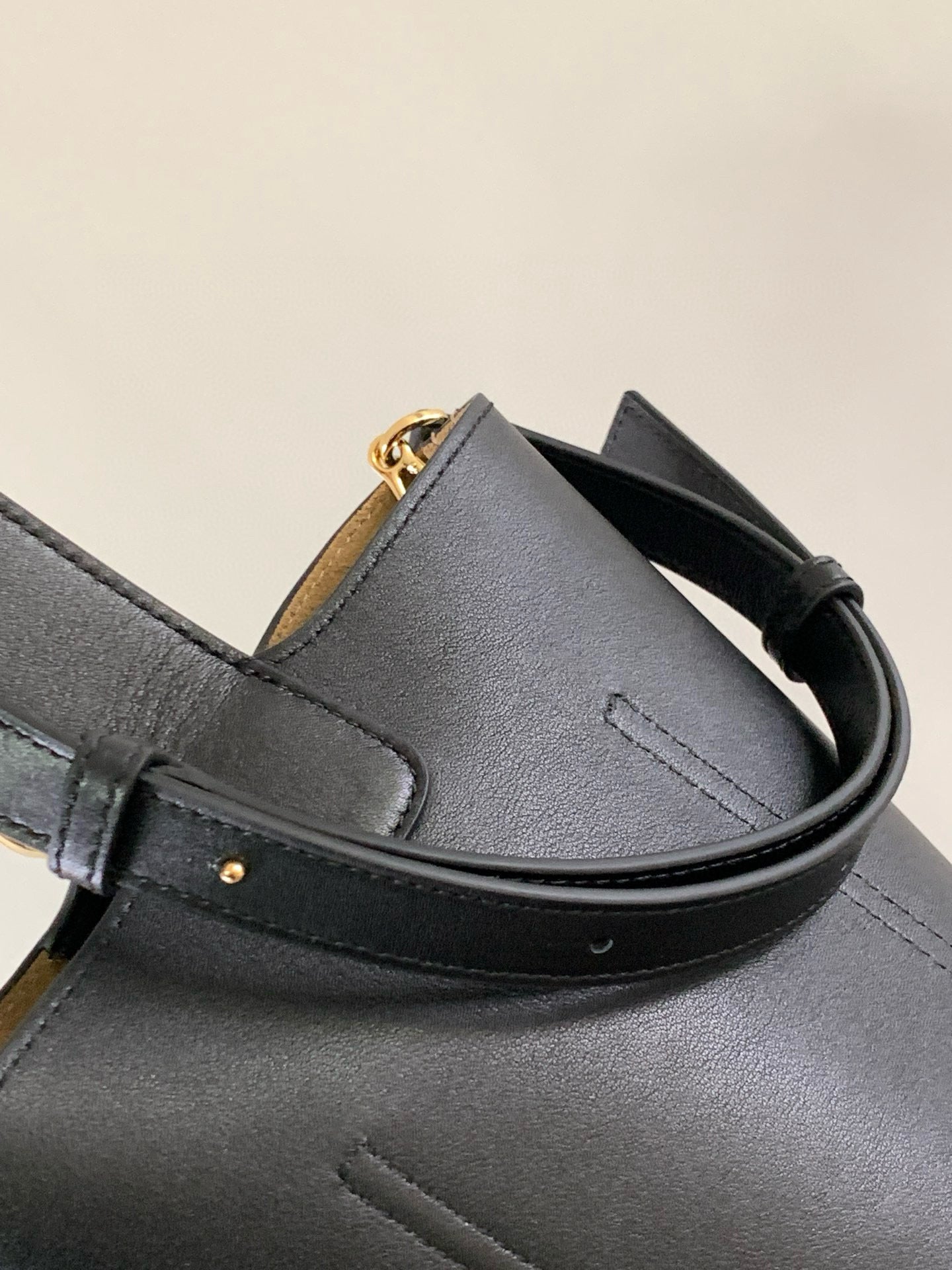 LuxluxHouse Best Quality Bags Loewe