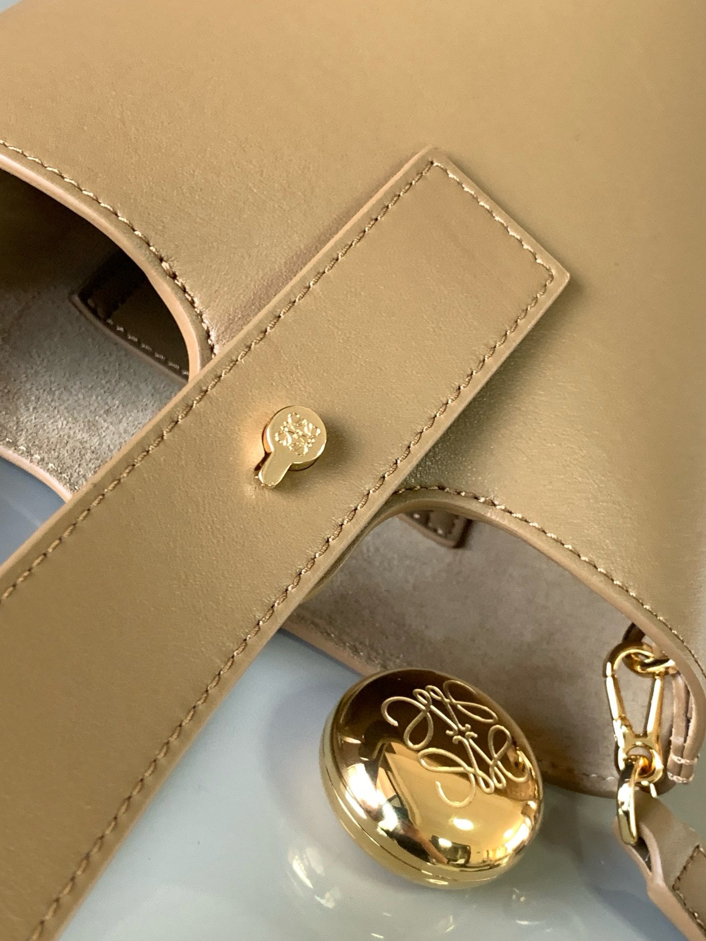 LuxluxHouse Best Quality Bags Loewe