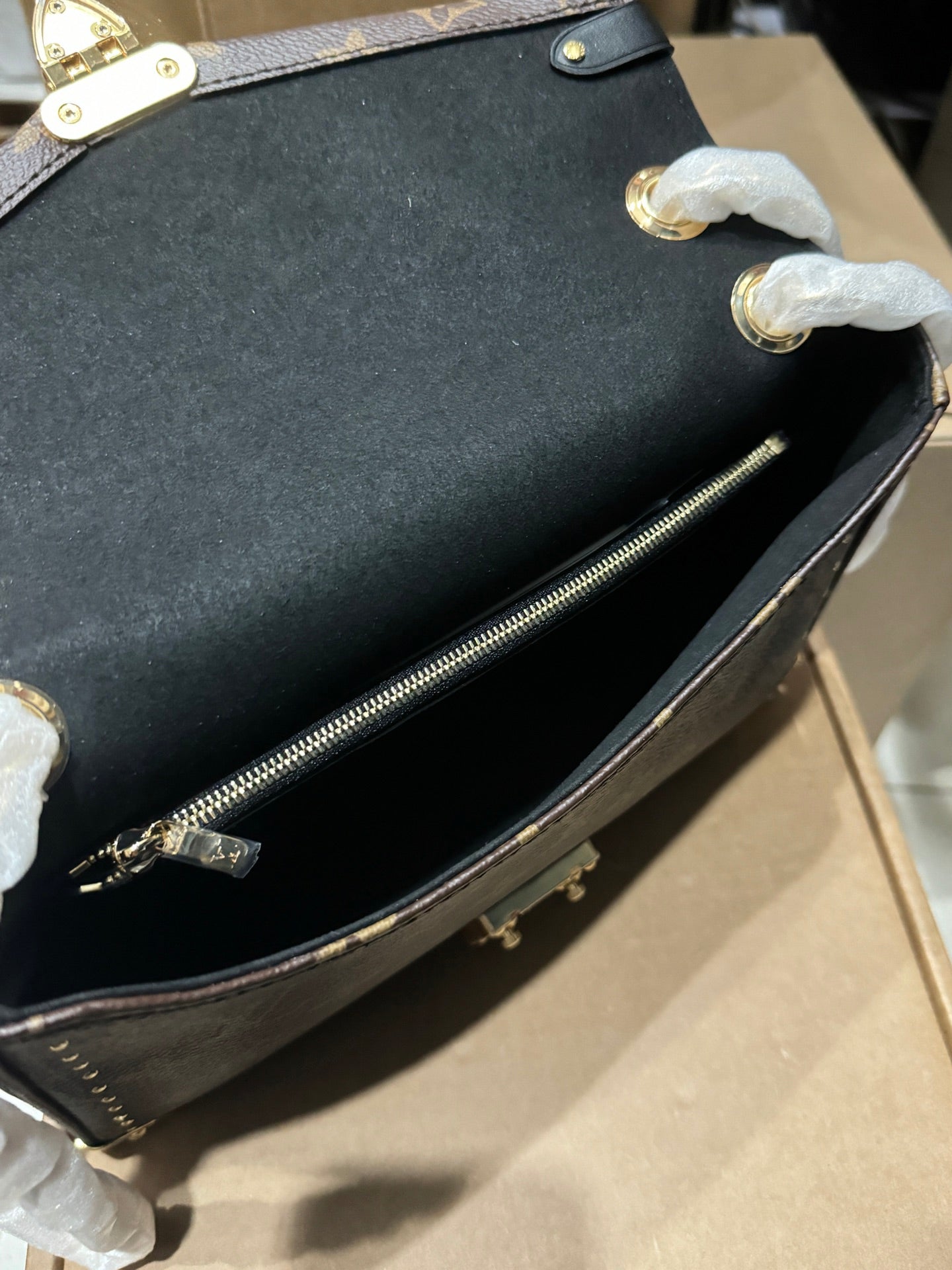 LuxluxHouse Best Quality Bags  Louis Vuitton