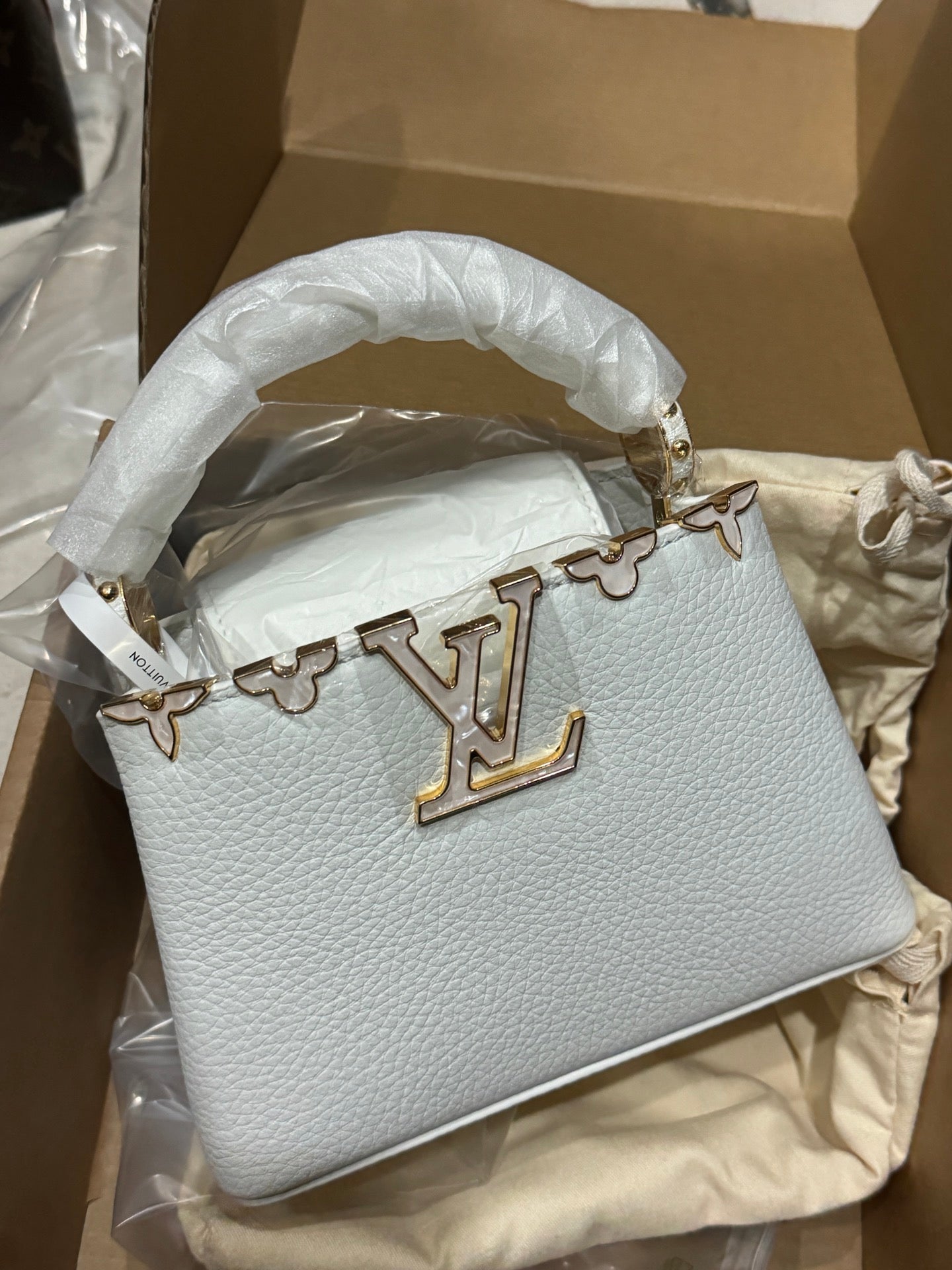 LuxluxHouse Best Quality Bags  Louis Vuitton