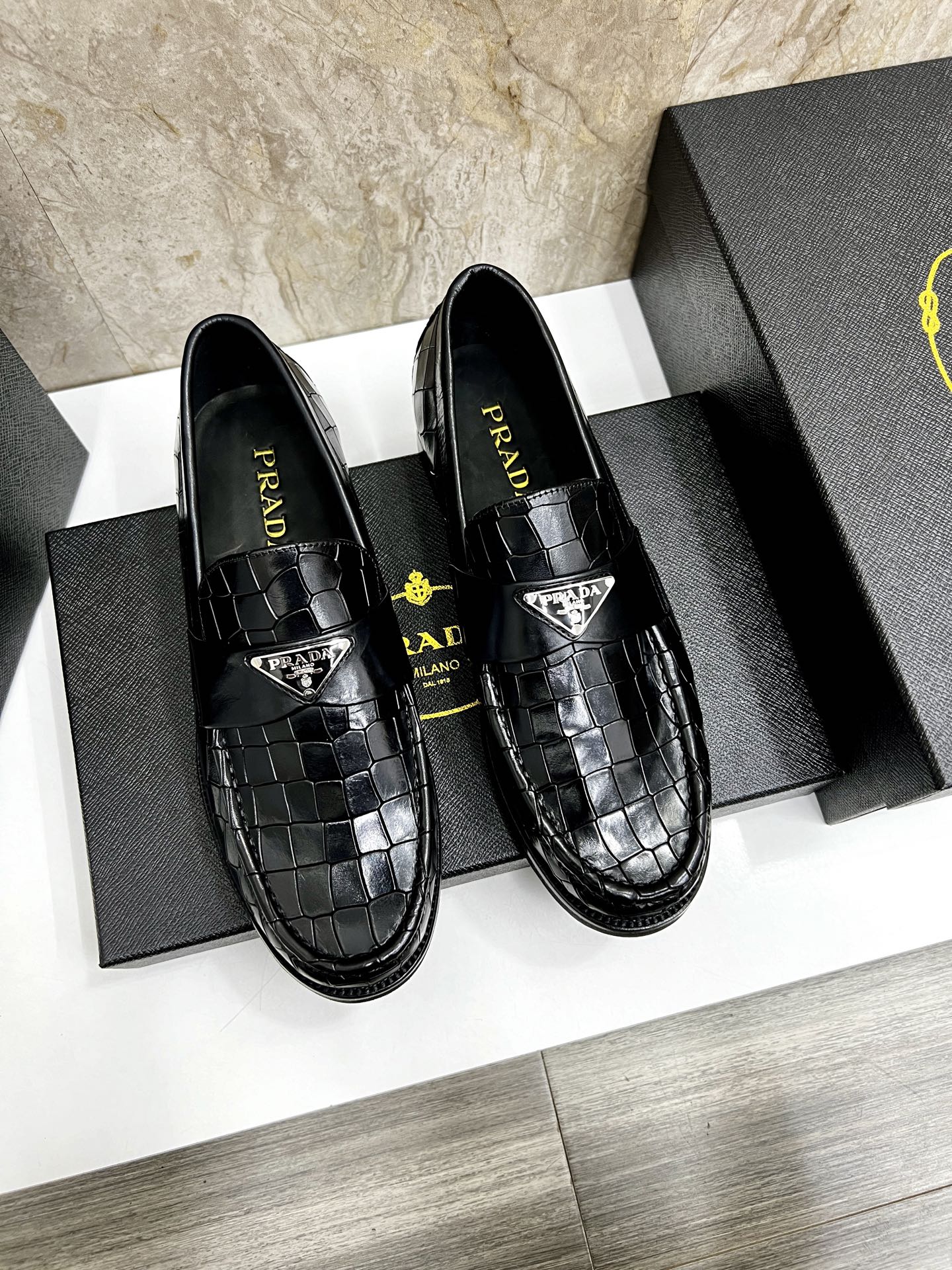 LuxluxHouse Best Quality Shoes Prada