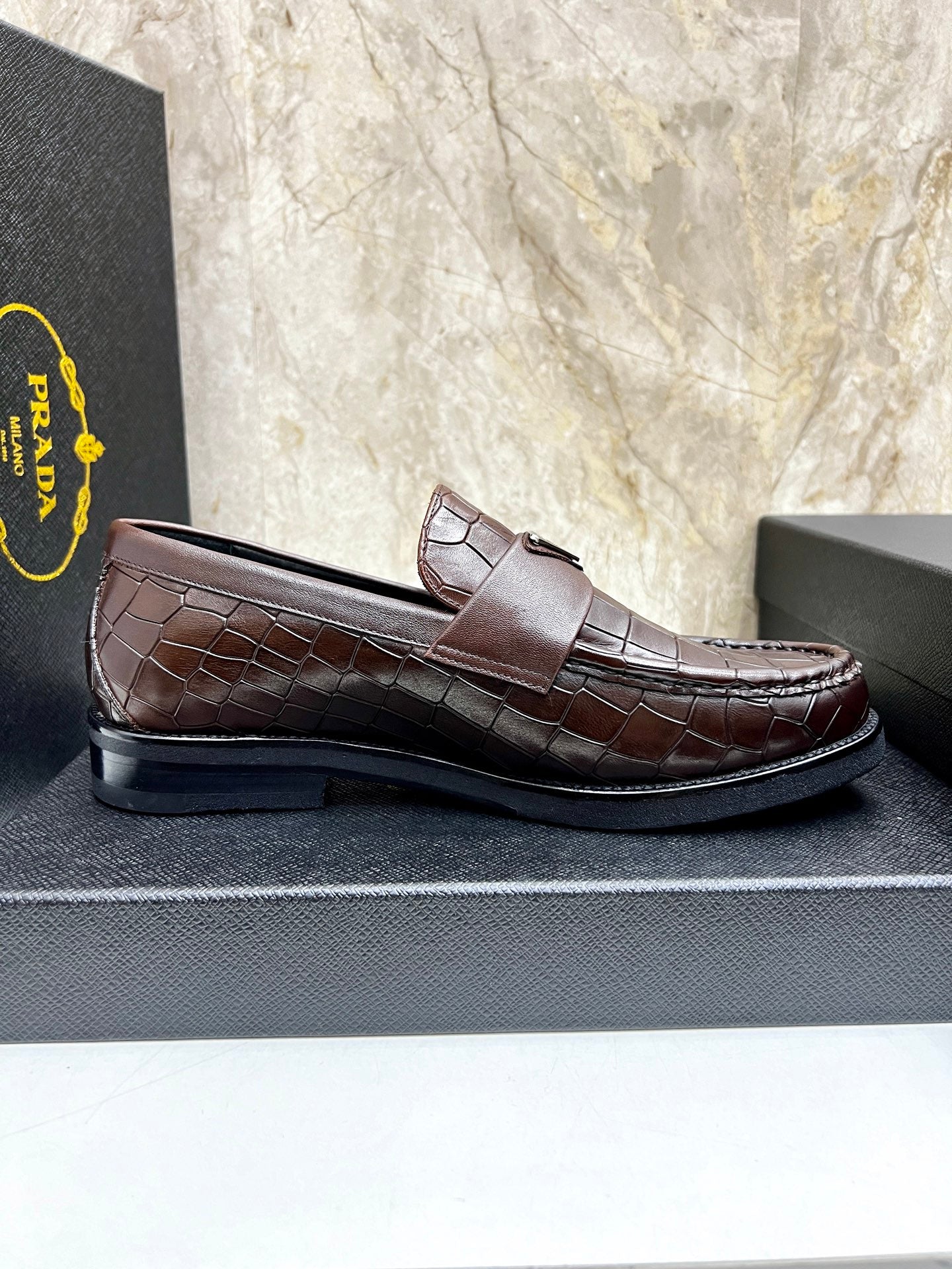 LuxluxHouse Best Quality Shoes Prada