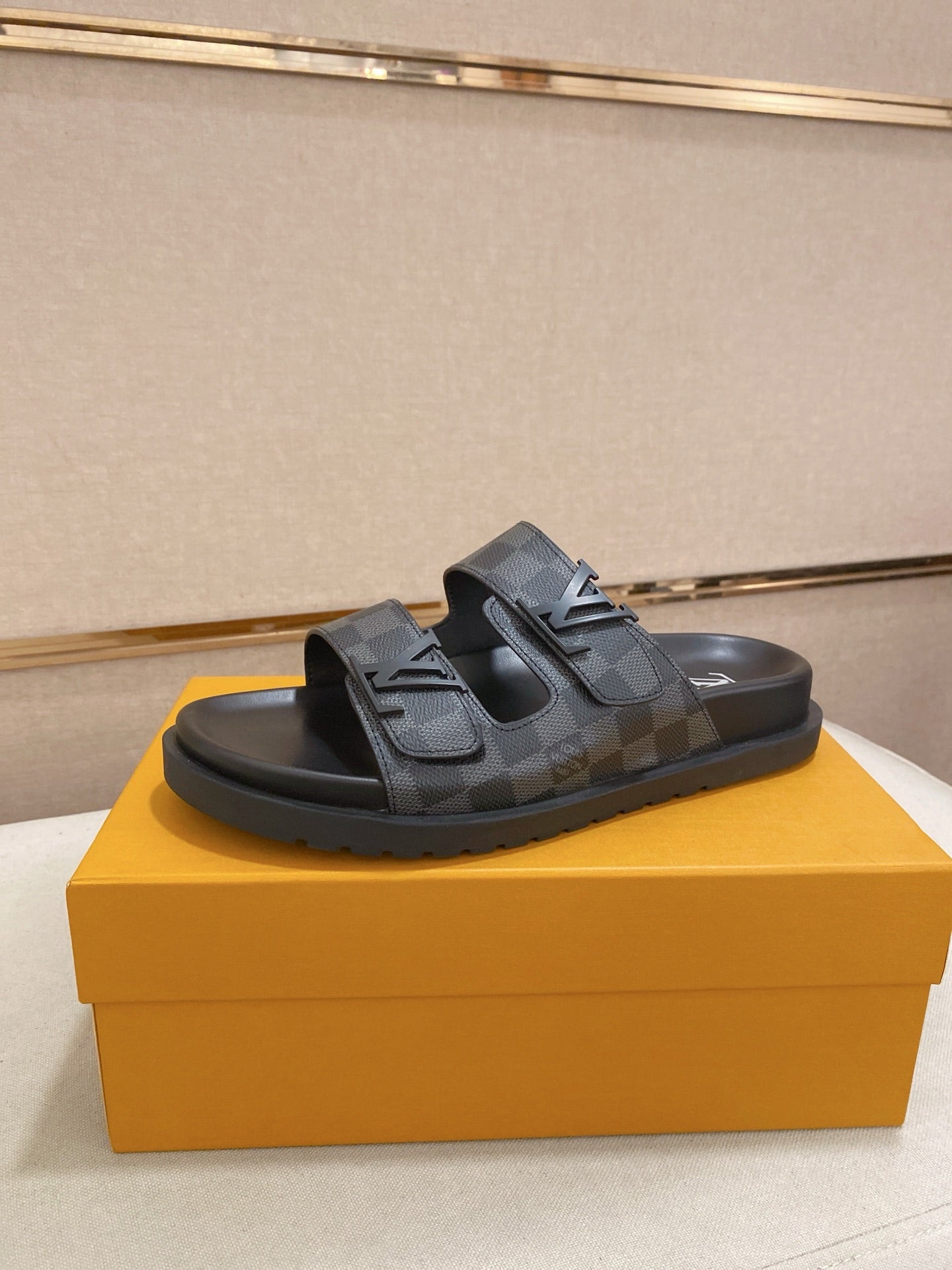 LuxluxHouse Best Quality Sandals Louis Vuitton