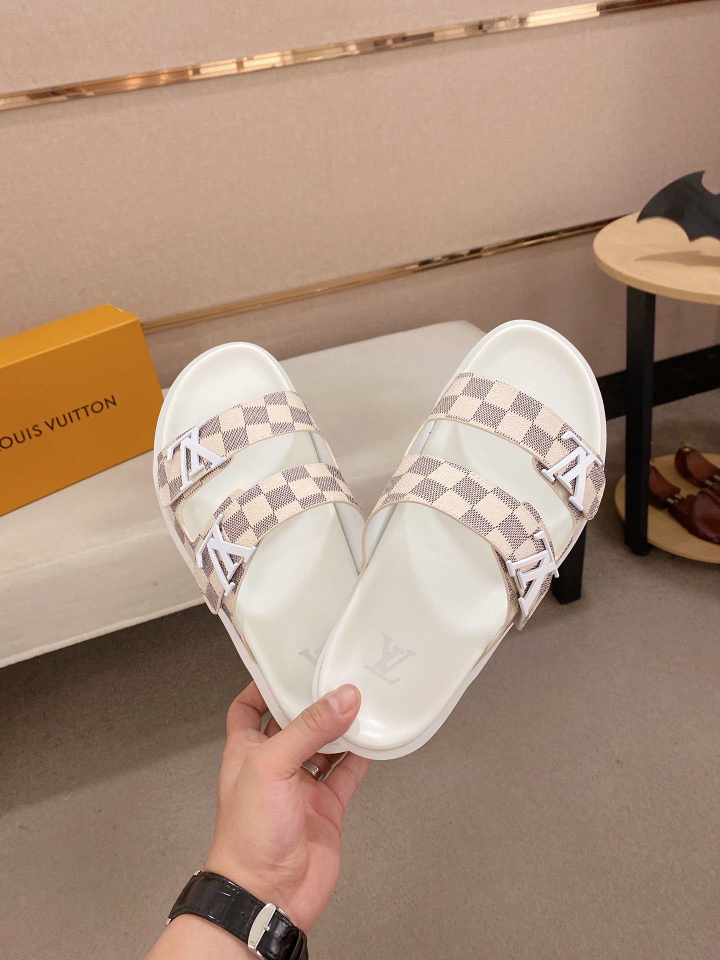 LuxluxHouse Best Quality Sandals Louis Vuitton