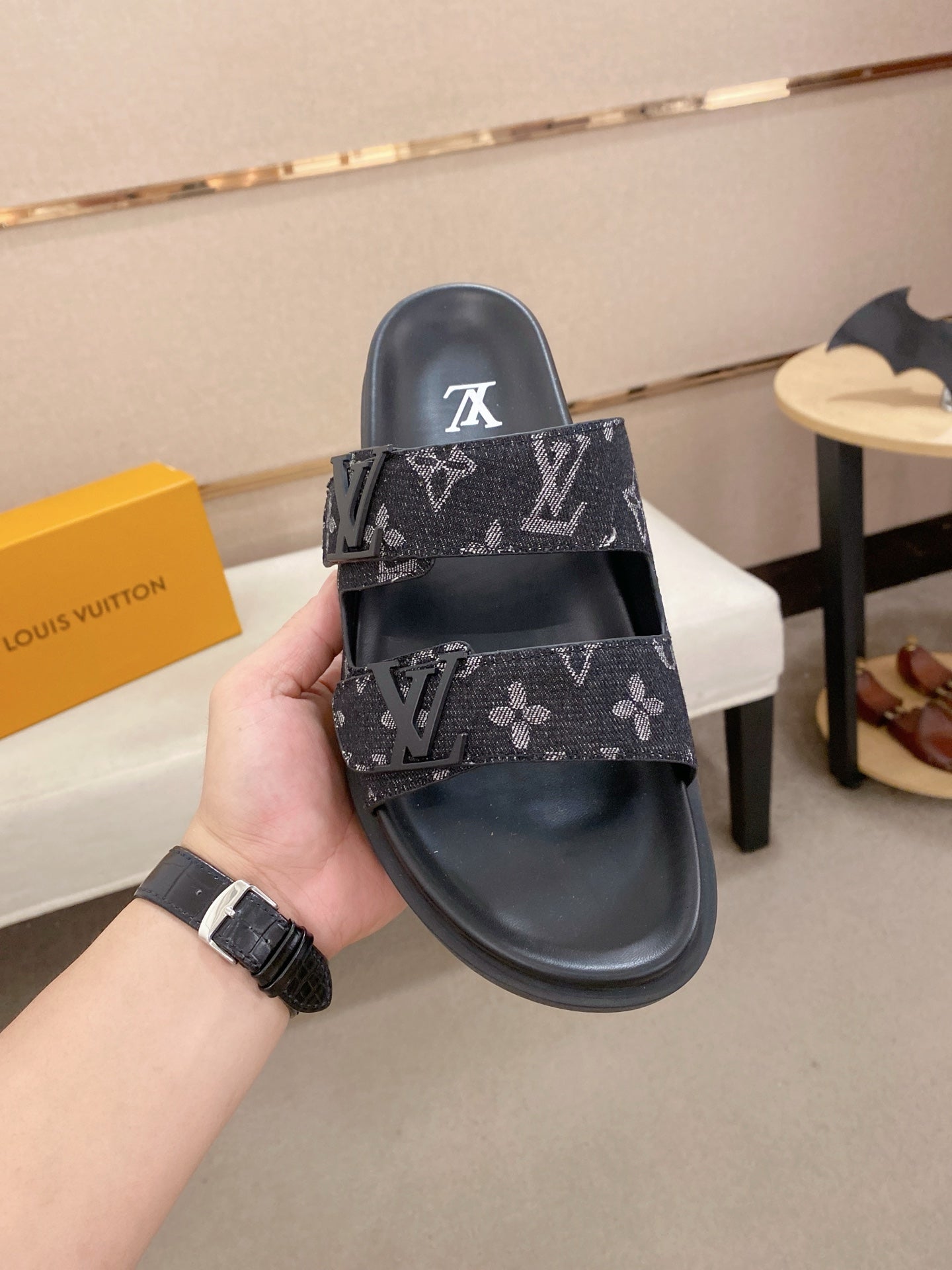 LuxluxHouse Best Quality Sandals Louis Vuitton