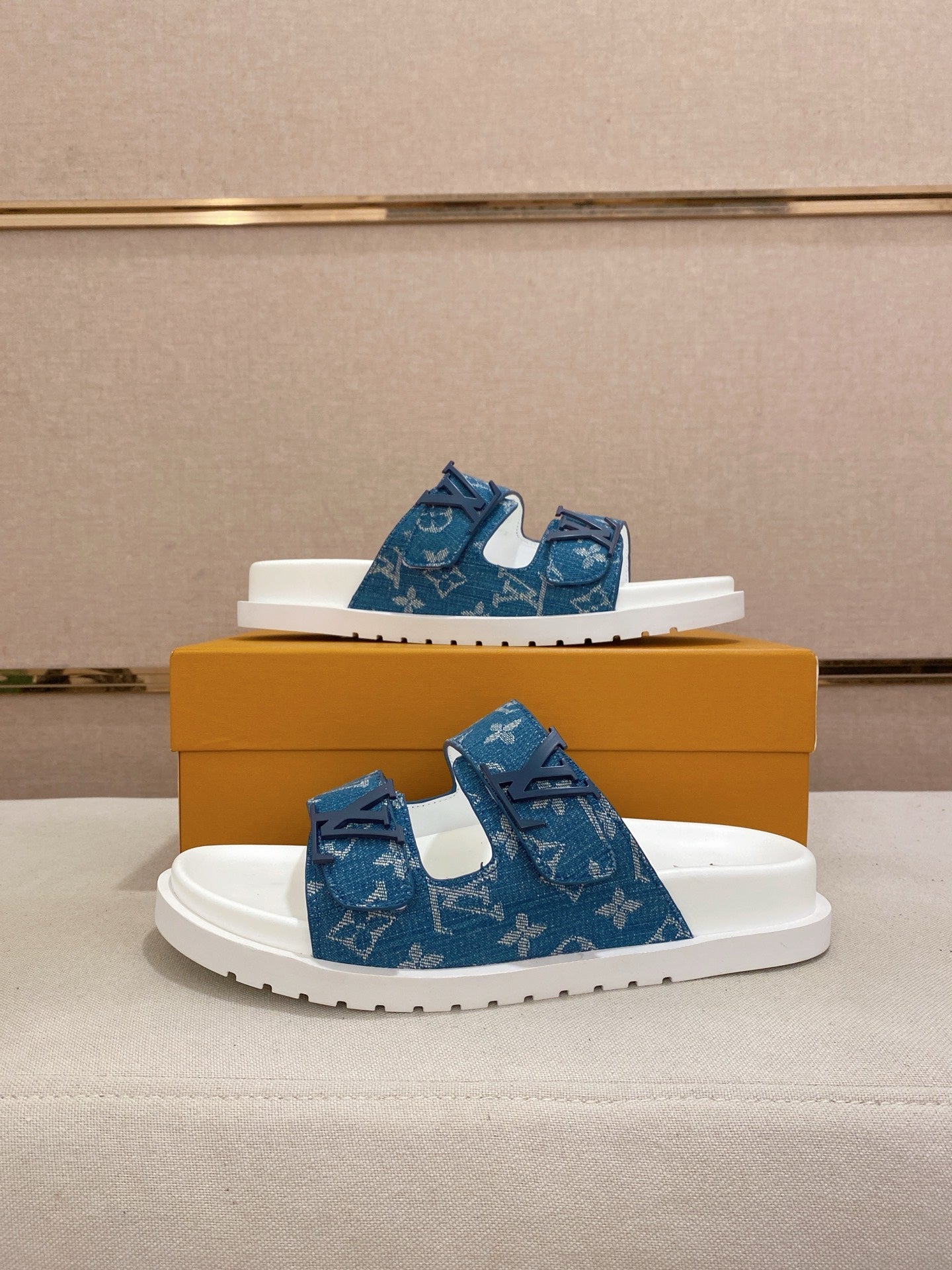 LuxluxHouse Best Quality Sandals Louis Vuitton