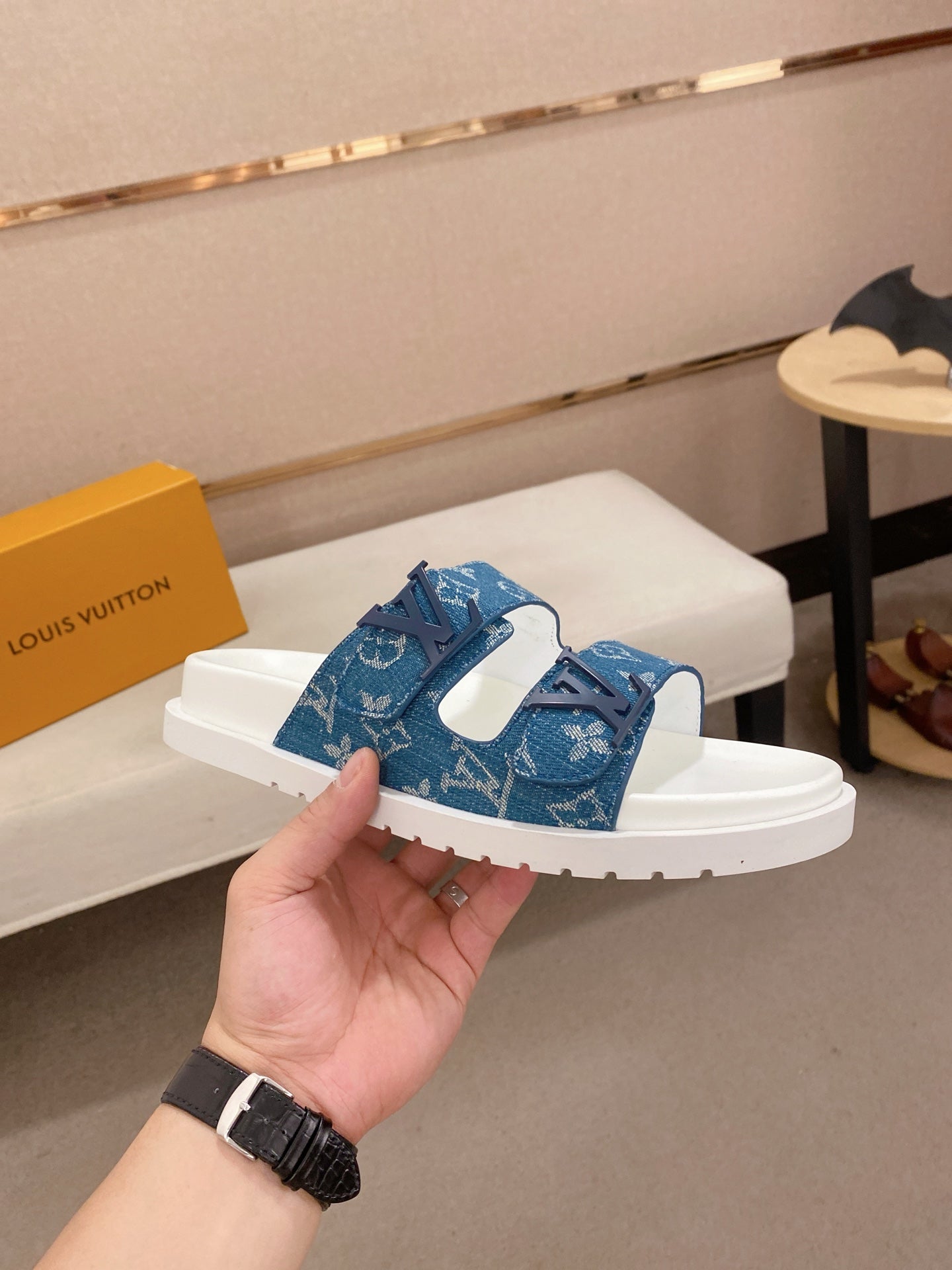 LuxluxHouse Best Quality Sandals Louis Vuitton