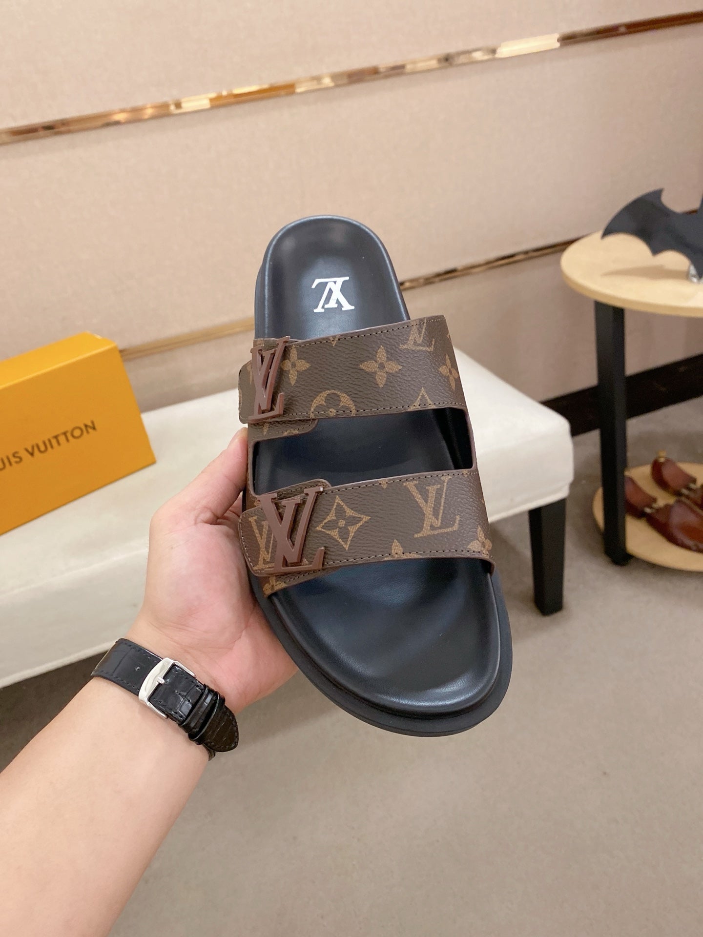 LuxluxHouse Best Quality Sandals Louis Vuitton