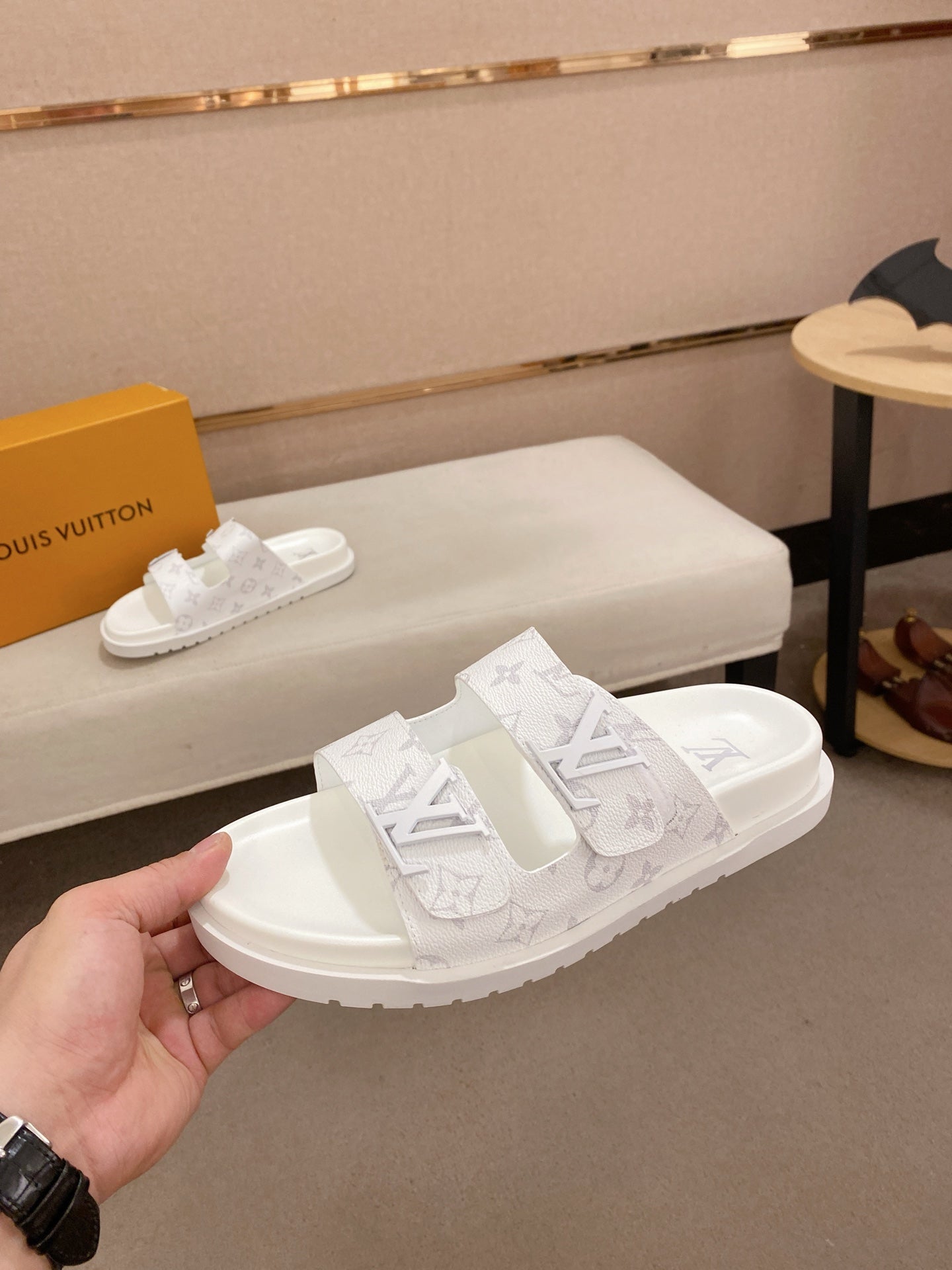 LuxluxHouse Best Quality Sandals Louis Vuitton