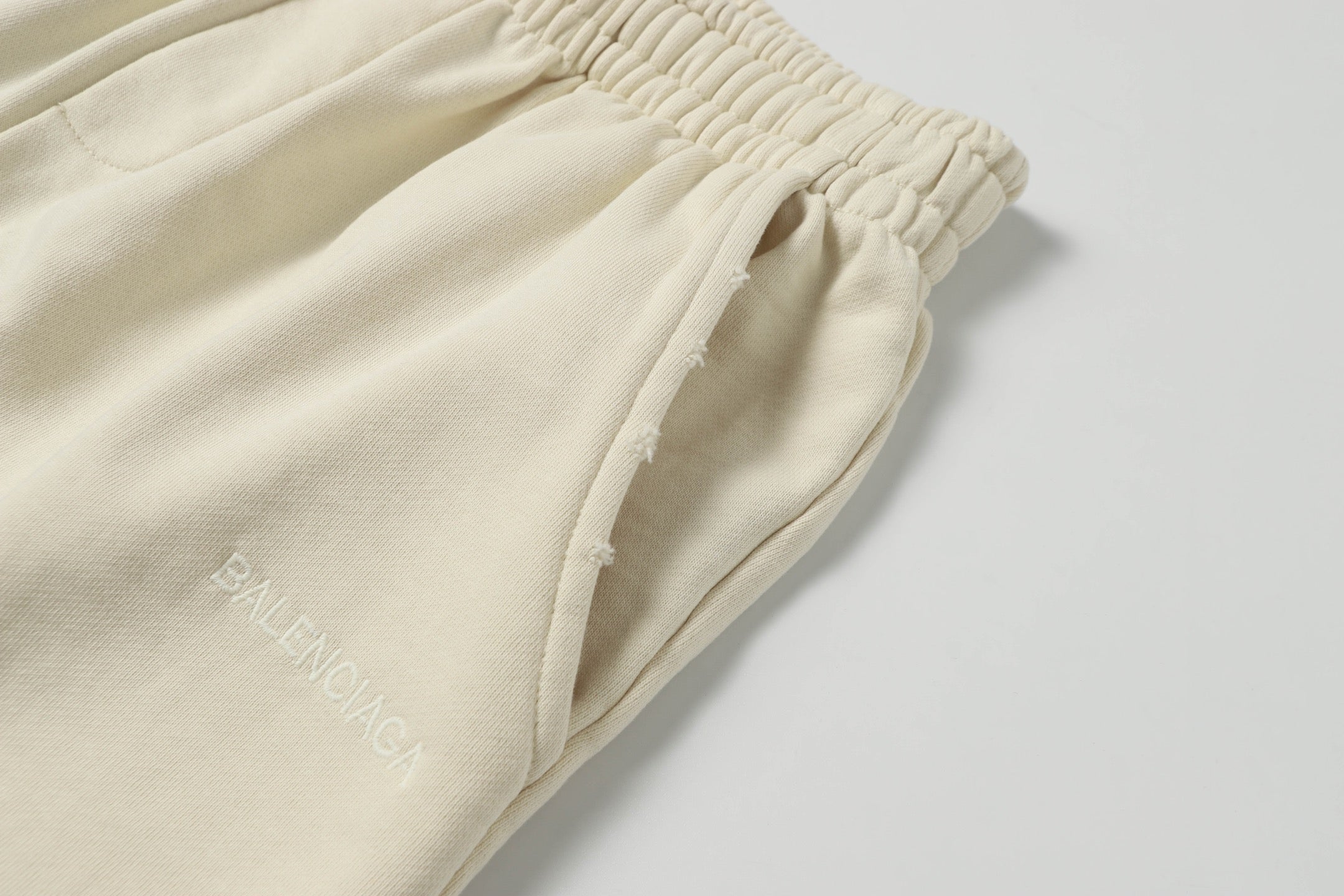 LuxluxHouse Best Quality Clothes Balenciaga Pants