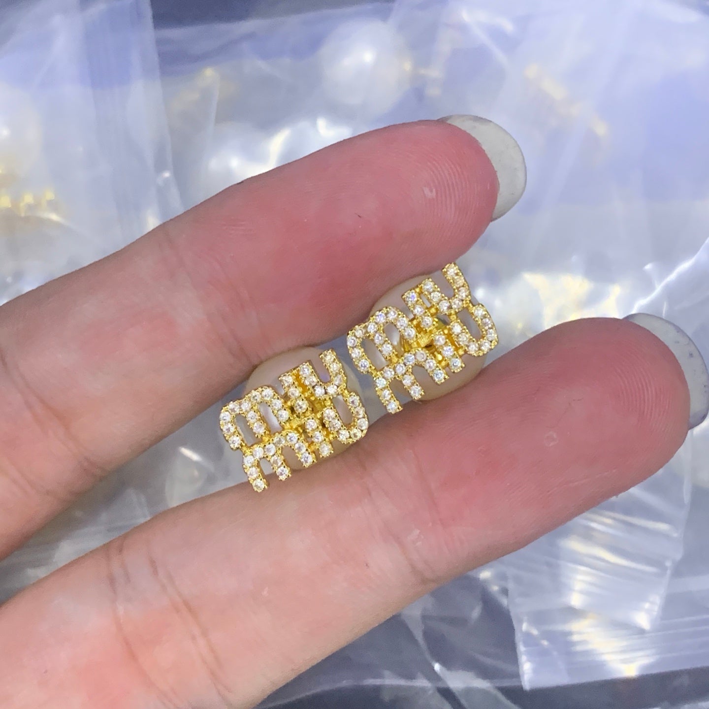 LuxluxHouse Low Price And High Quality Accessories Miu Miu