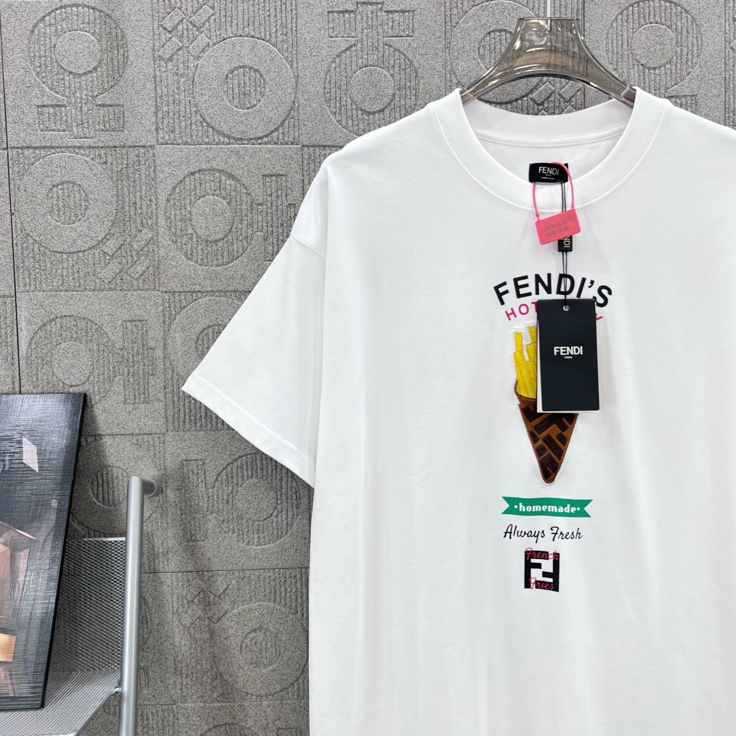 LuxluxHouse Best Quality Clothes Fendi T-shirt