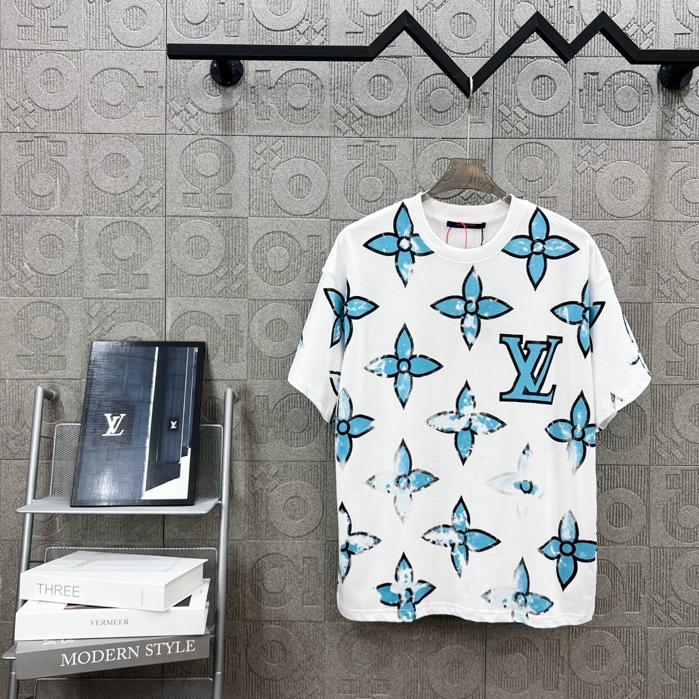 LuxluxHouse Best Quality Clothes T-shirt Louis Vuitton