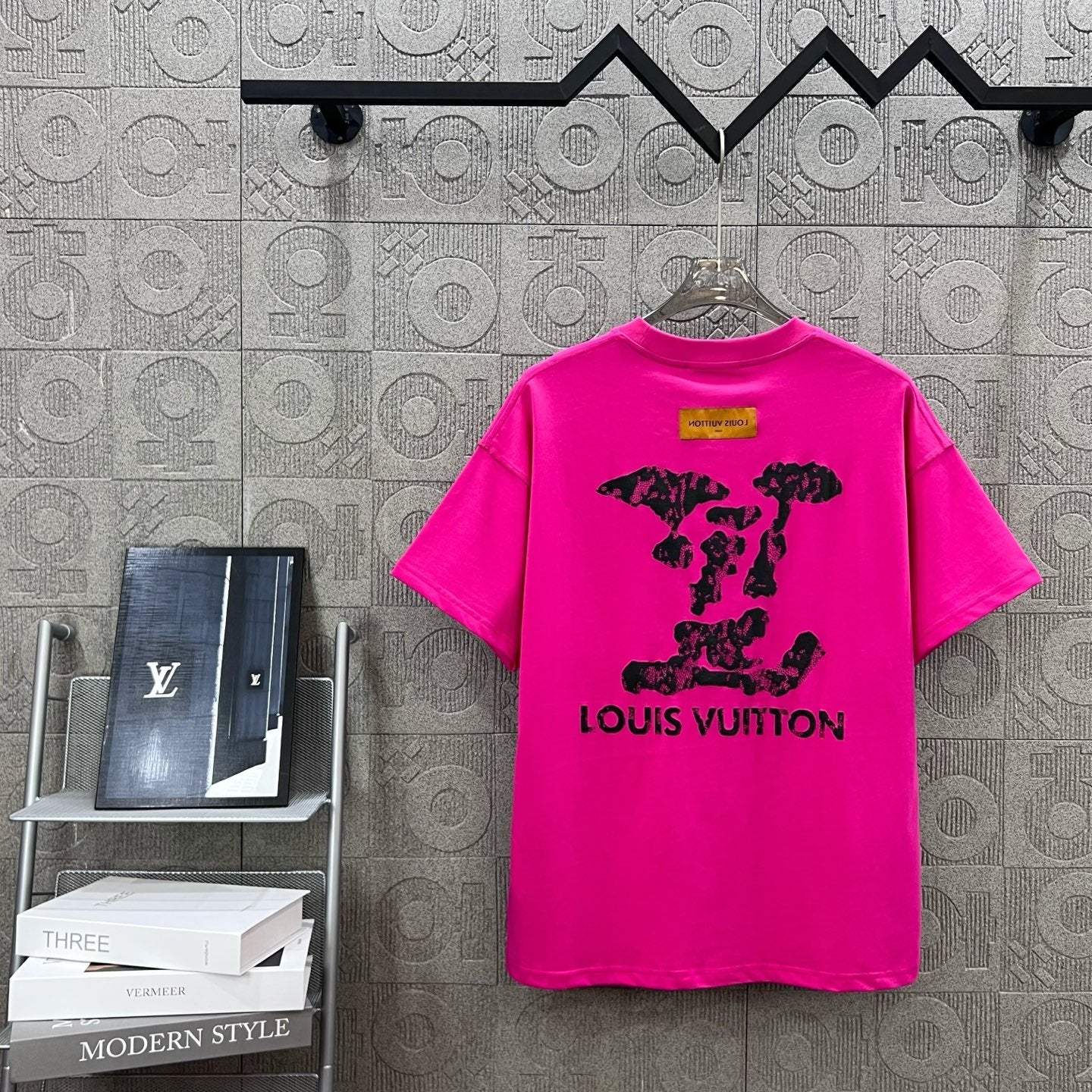 LuxluxHouse Best Quality Clothes T-shirt Louis Vuitton