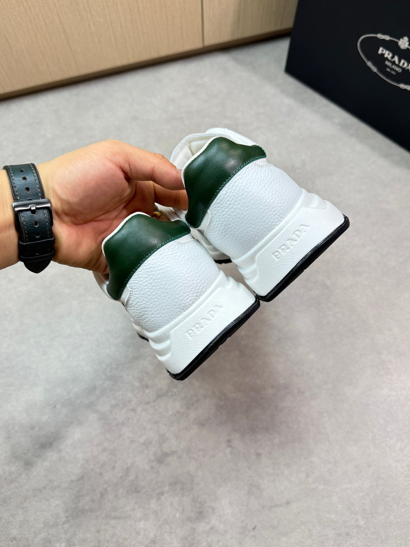LuxluxHouse Best Quality Shoes Prada