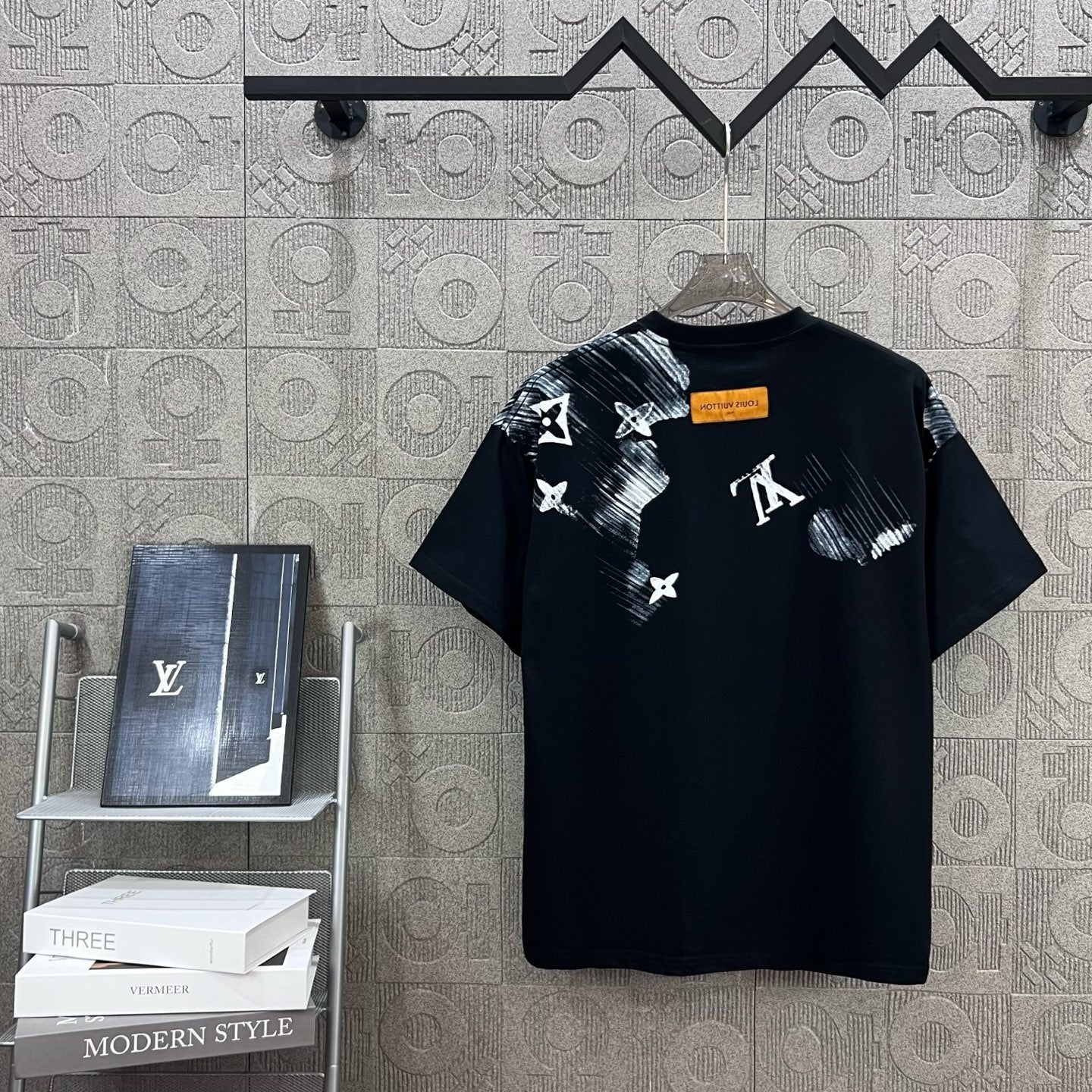 LuxluxHouse Best Quality Clothes T-shirt Louis Vuitton