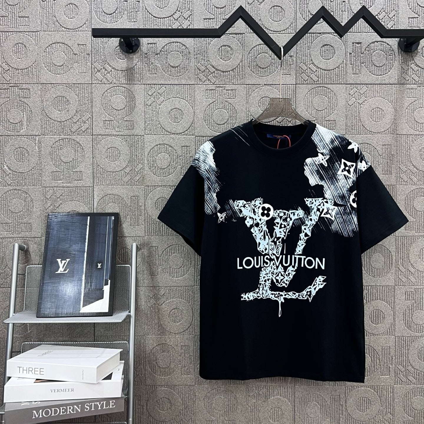 LuxluxHouse Best Quality Clothes T-shirt Louis Vuitton