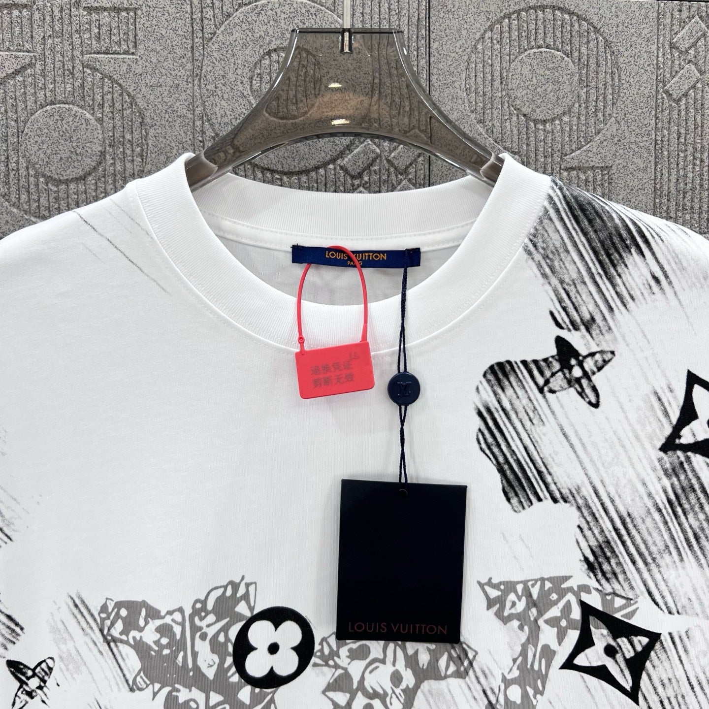LuxluxHouse Best Quality Clothes T-shirt Louis Vuitton