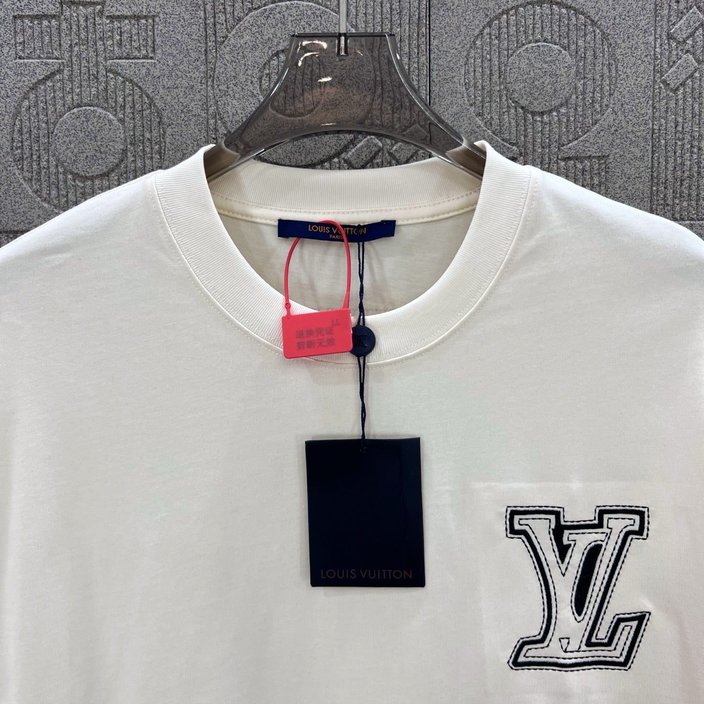 LuxluxHouse Best Quality Clothes T-shirt Louis Vuitton