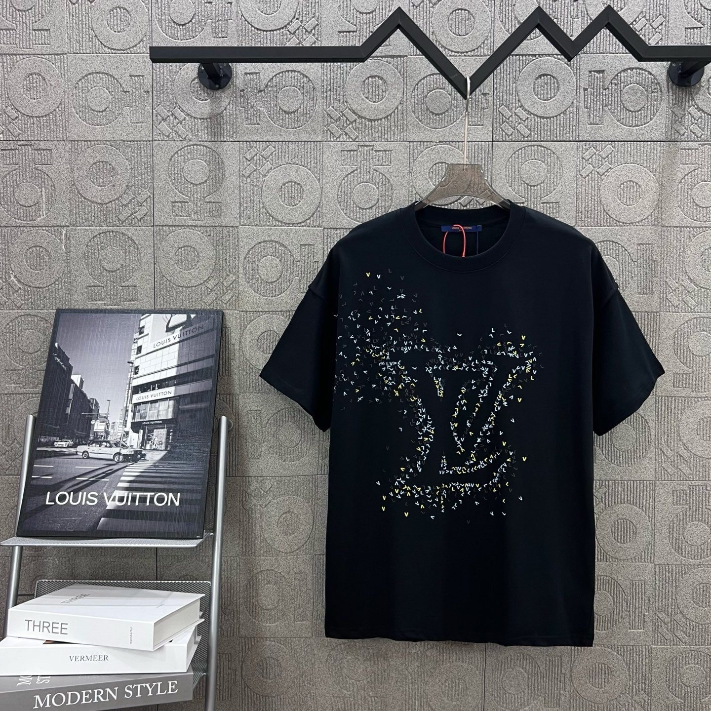 LuxluxHouse Best Quality Clothes T-shirt Louis Vuitton